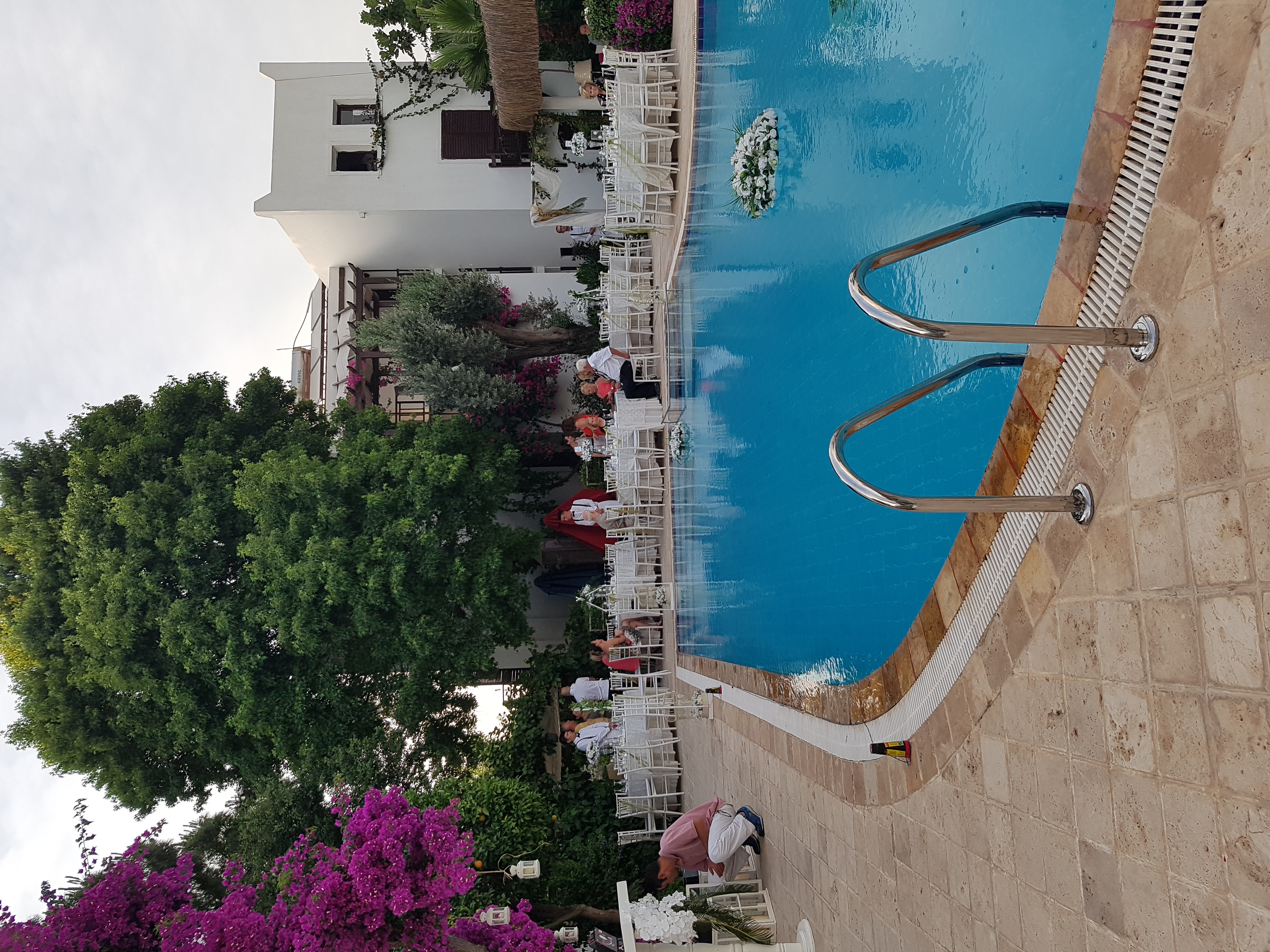 Ece Hotel