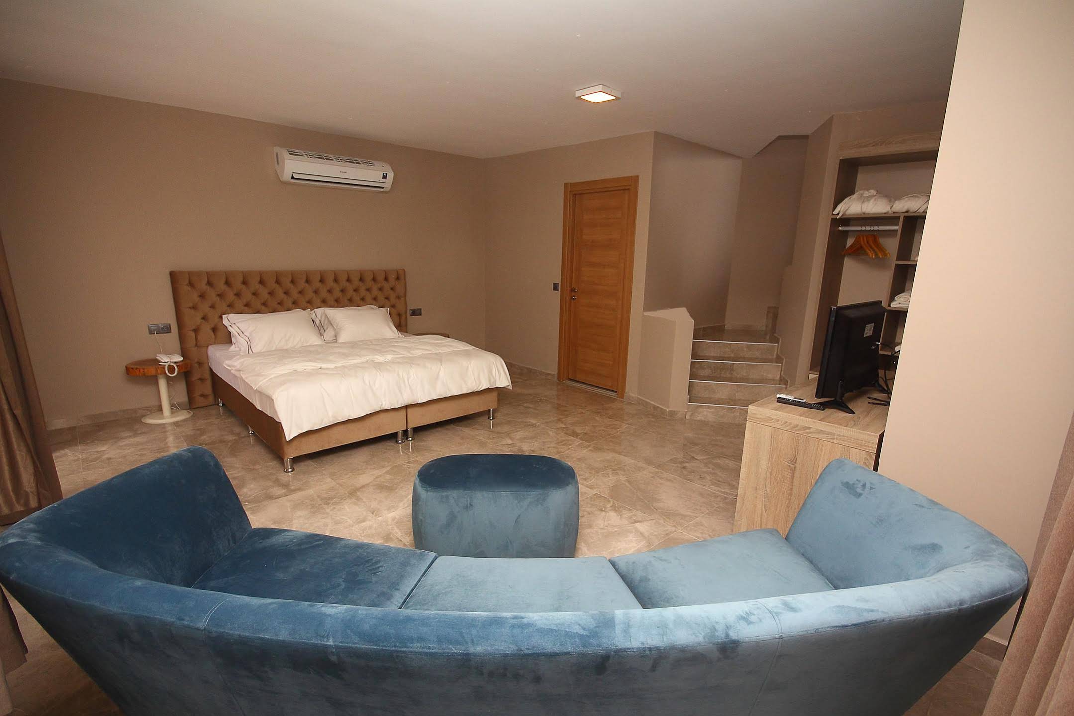 Vega Boutique & Aparts