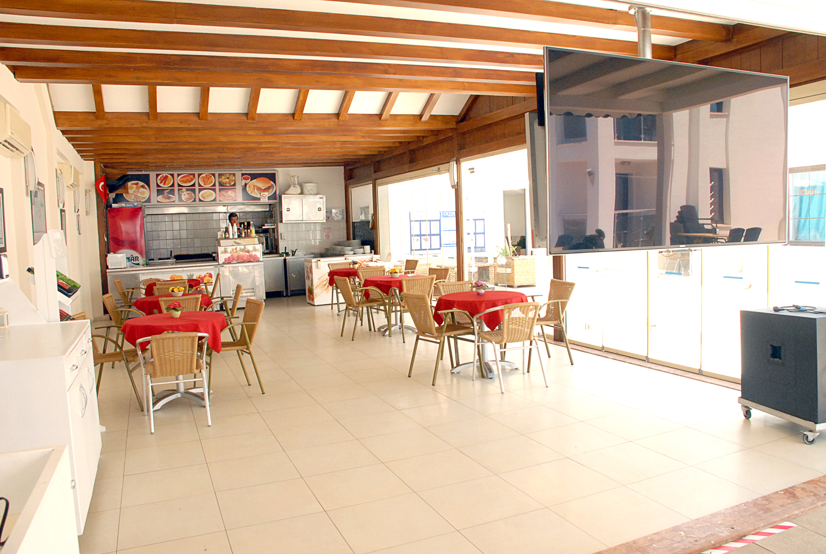 Queen Residence By Important Group Travel