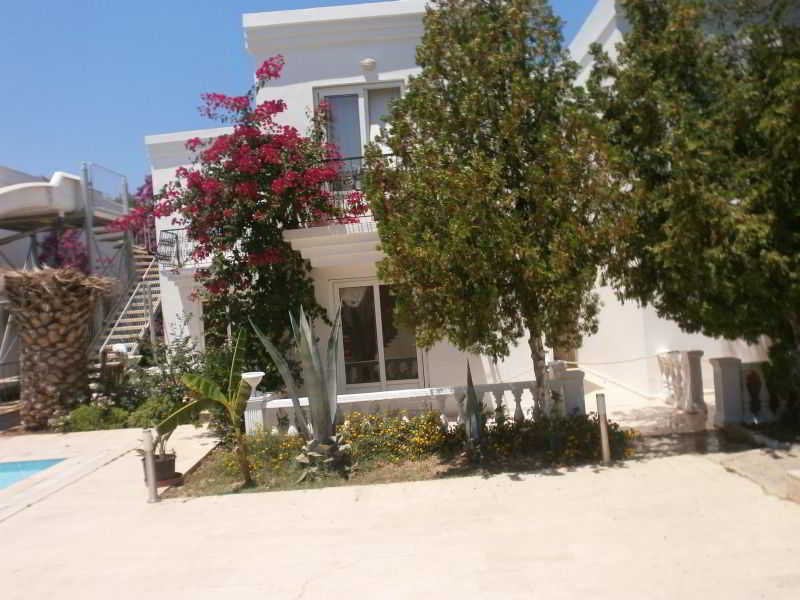 Artinus Hotel Torba