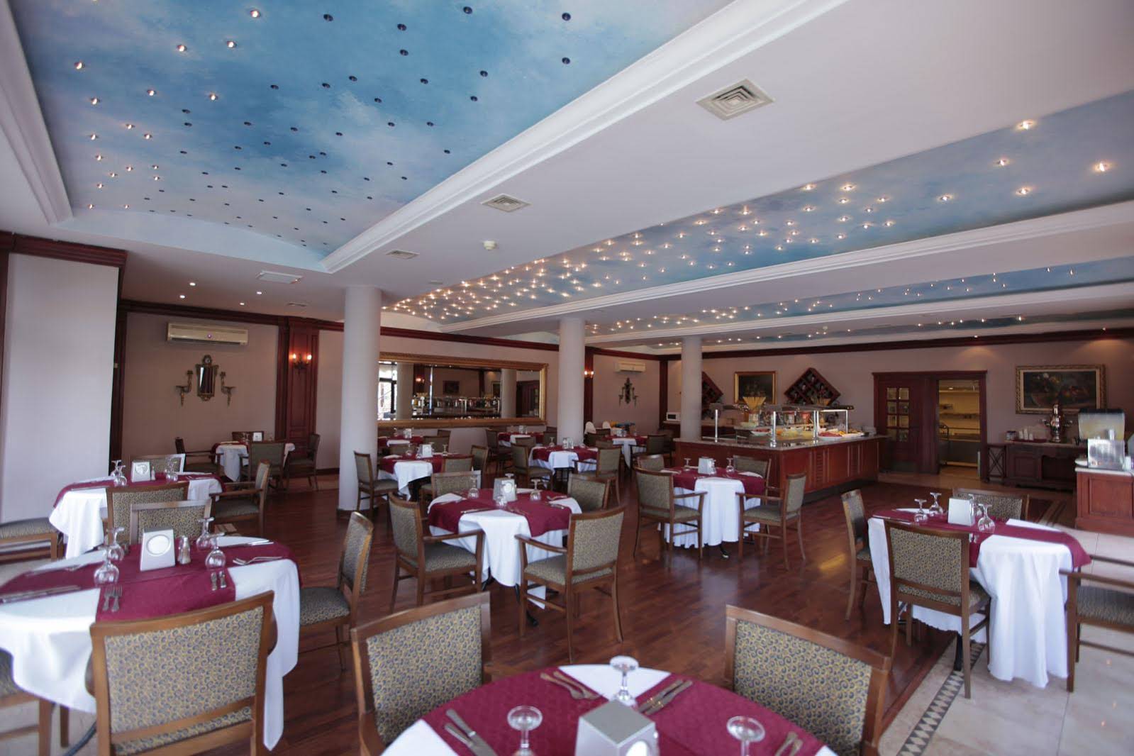 Elementa Boutique Hotel