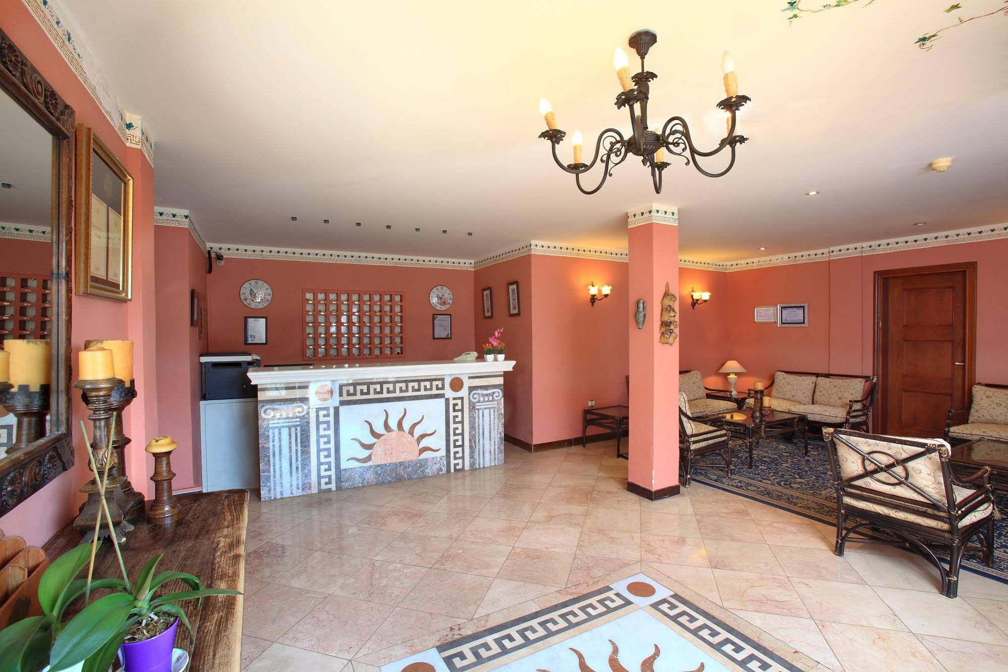 Elementa Boutique Hotel