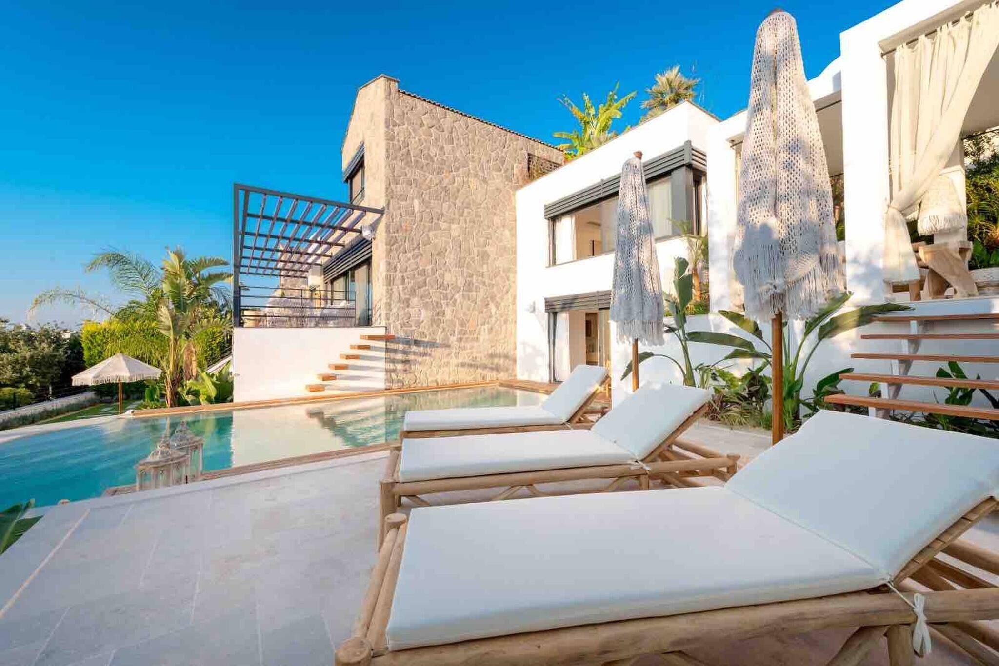 Yalikavaks Finest Mansion