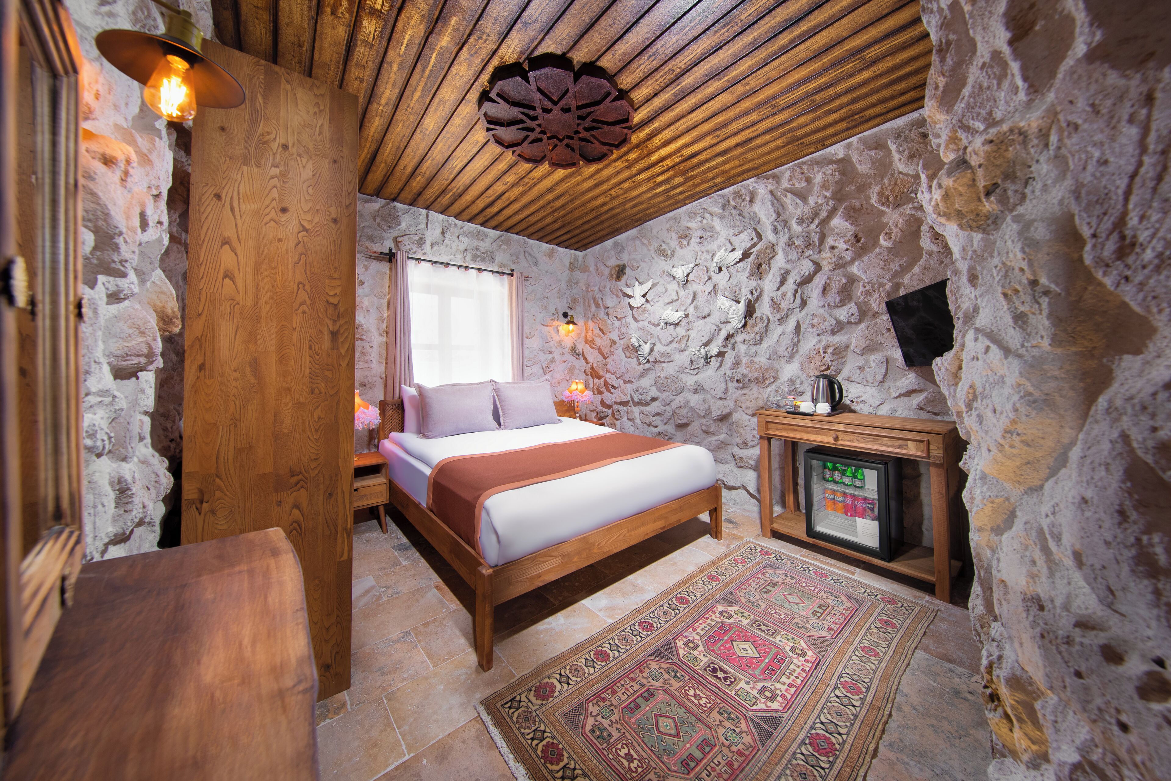 Cavusin Stone House