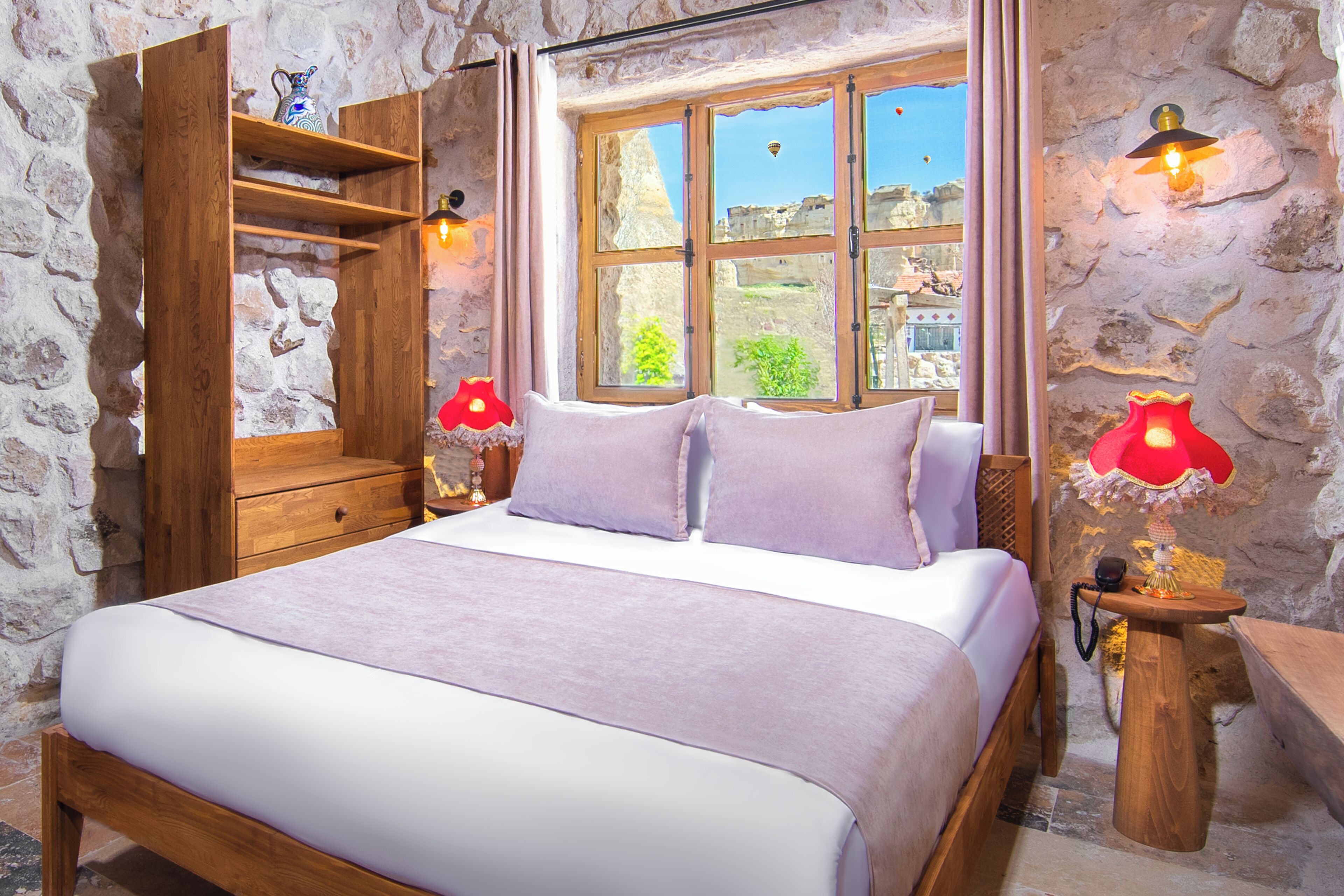 Cavusin Stone House