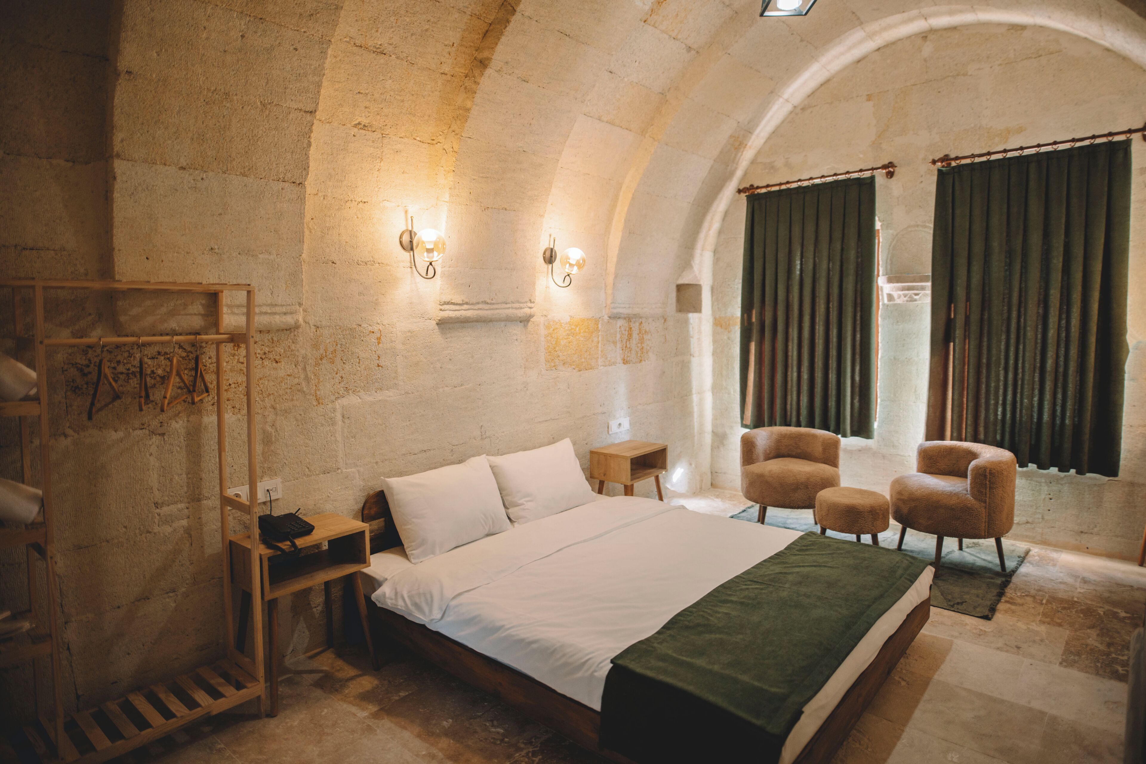 Daphne Cave Hotel