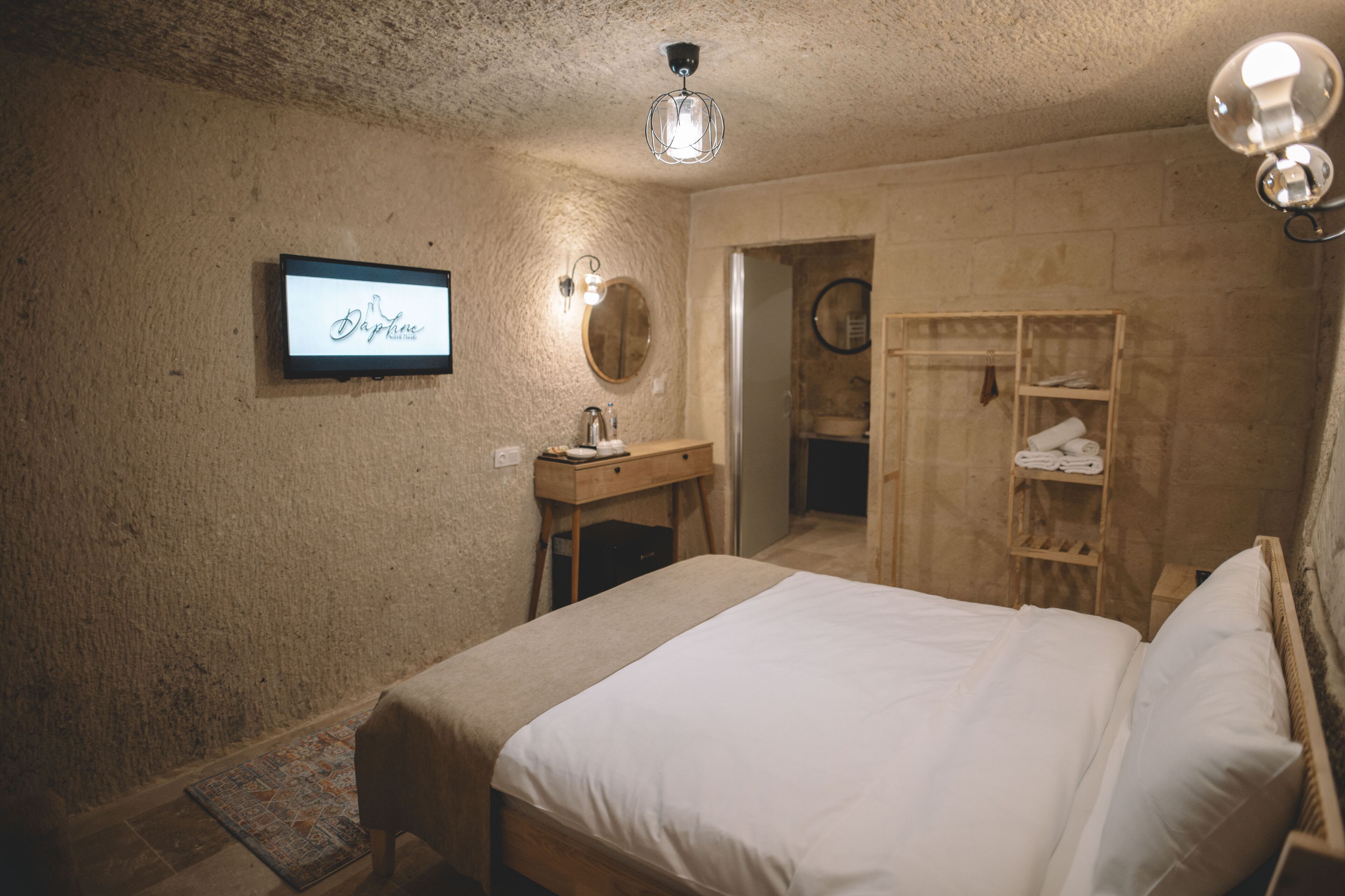 Daphne Cave Hotel
