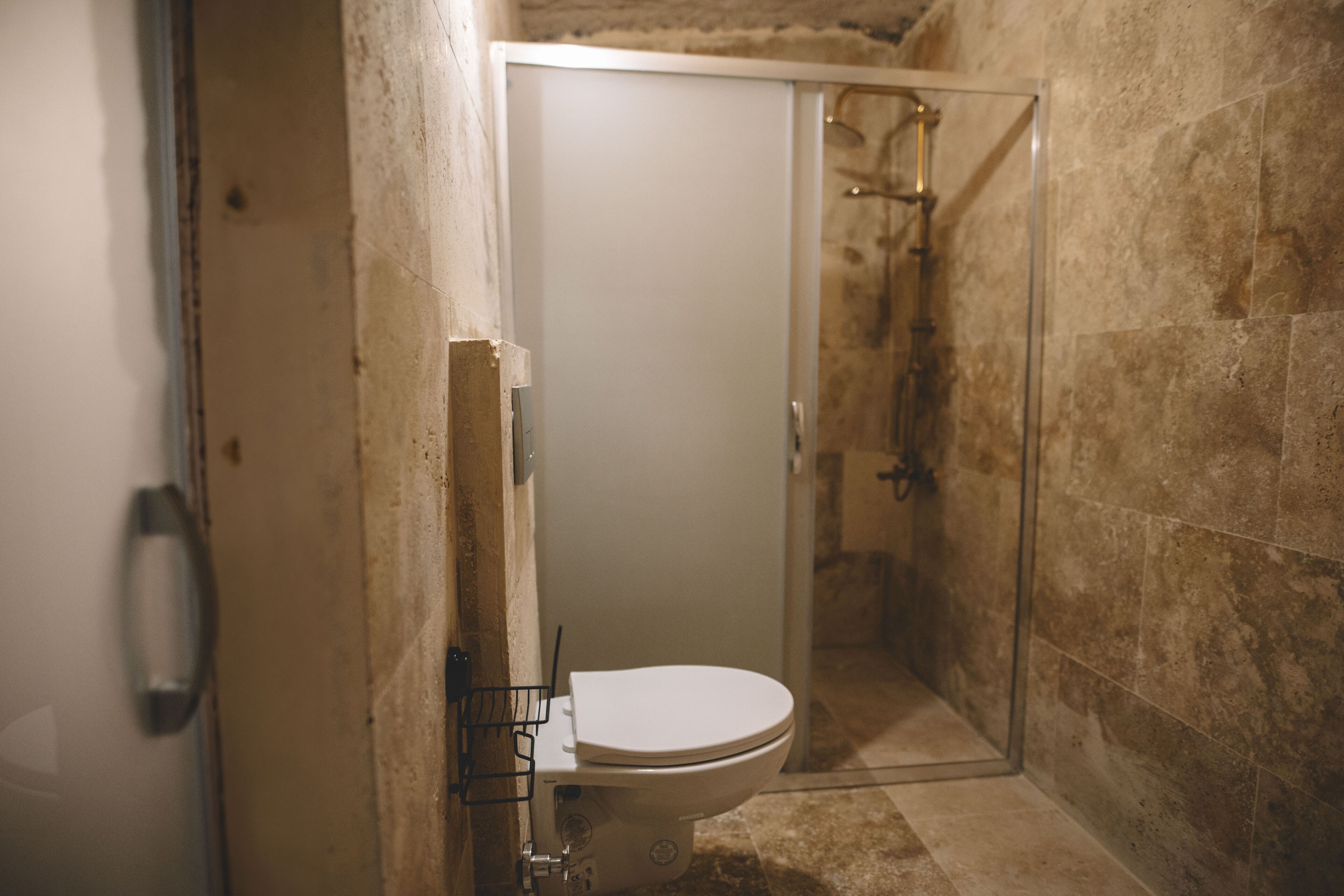 Daphne Cave Hotel