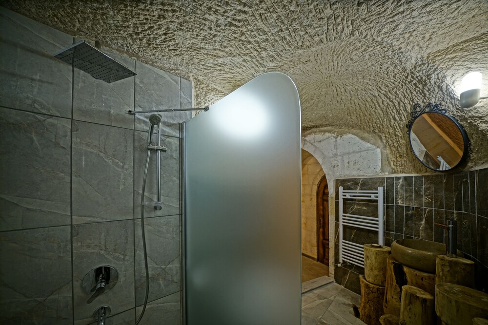 Lemon Cave Suite And Cafe