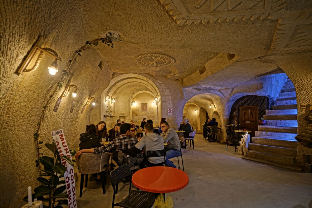 Lemon Cave Suite And Cafe