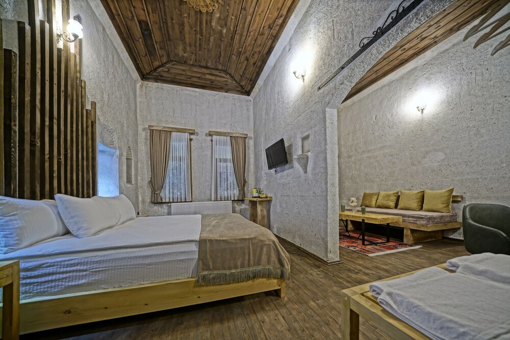 Lemon Cave Suite And Cafe