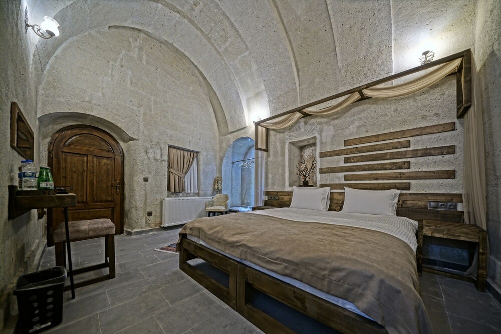 Lemon Cave Suite And Cafe