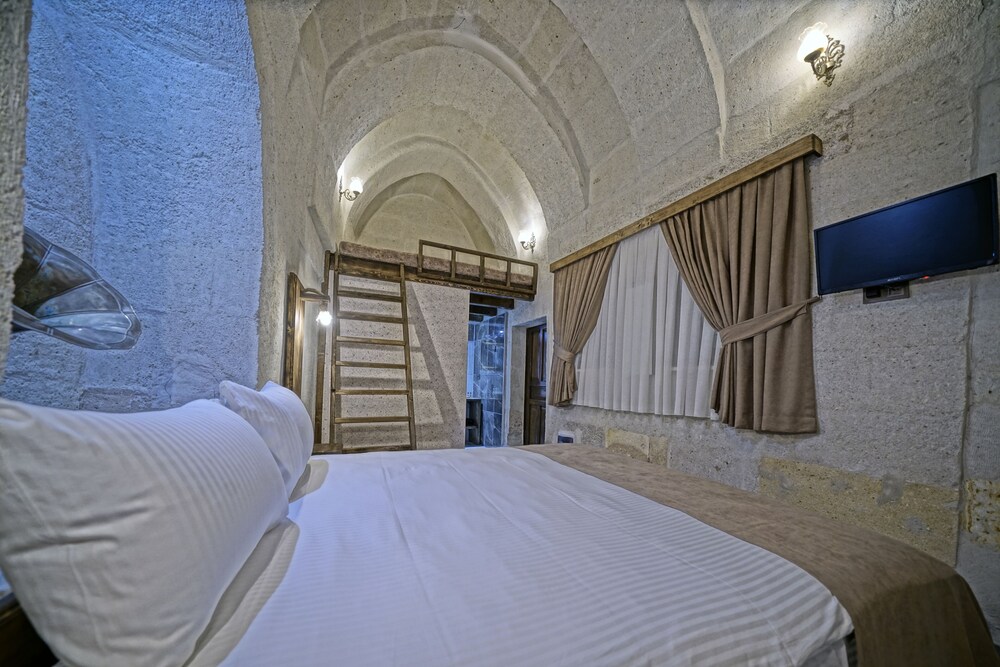 Lemon Cave Suite And Cafe