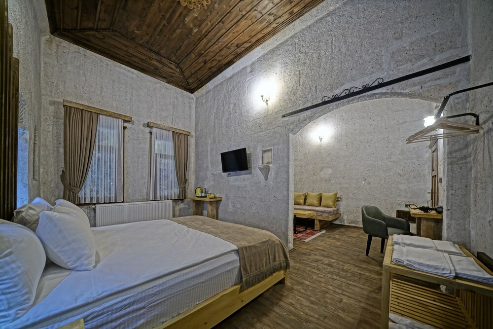 Lemon Cave Suite And Cafe
