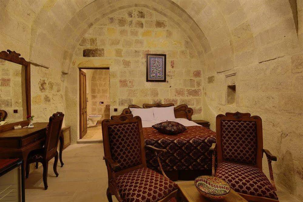 Fairyland Cave Hotel