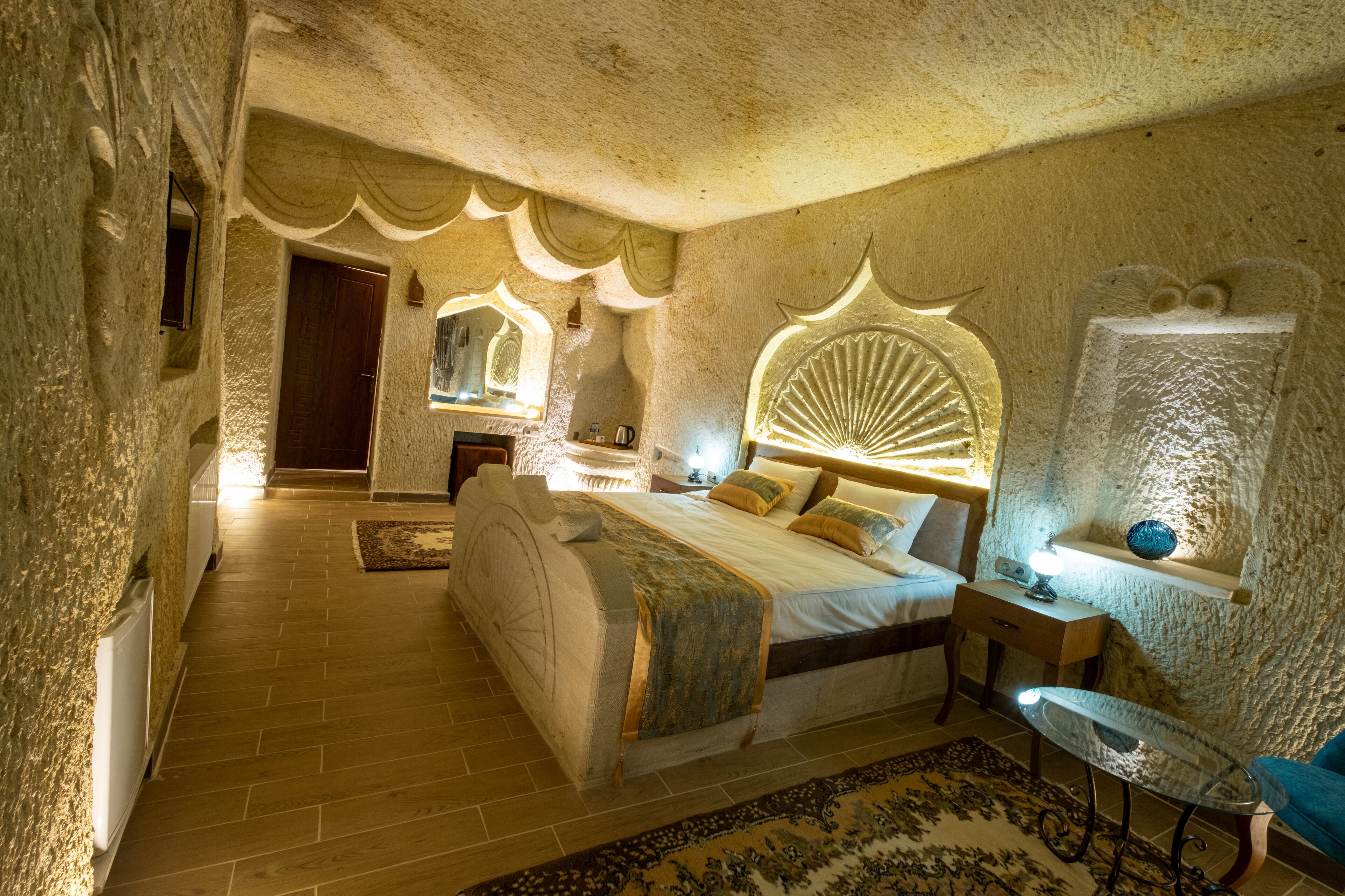 Mesken Cave Suites