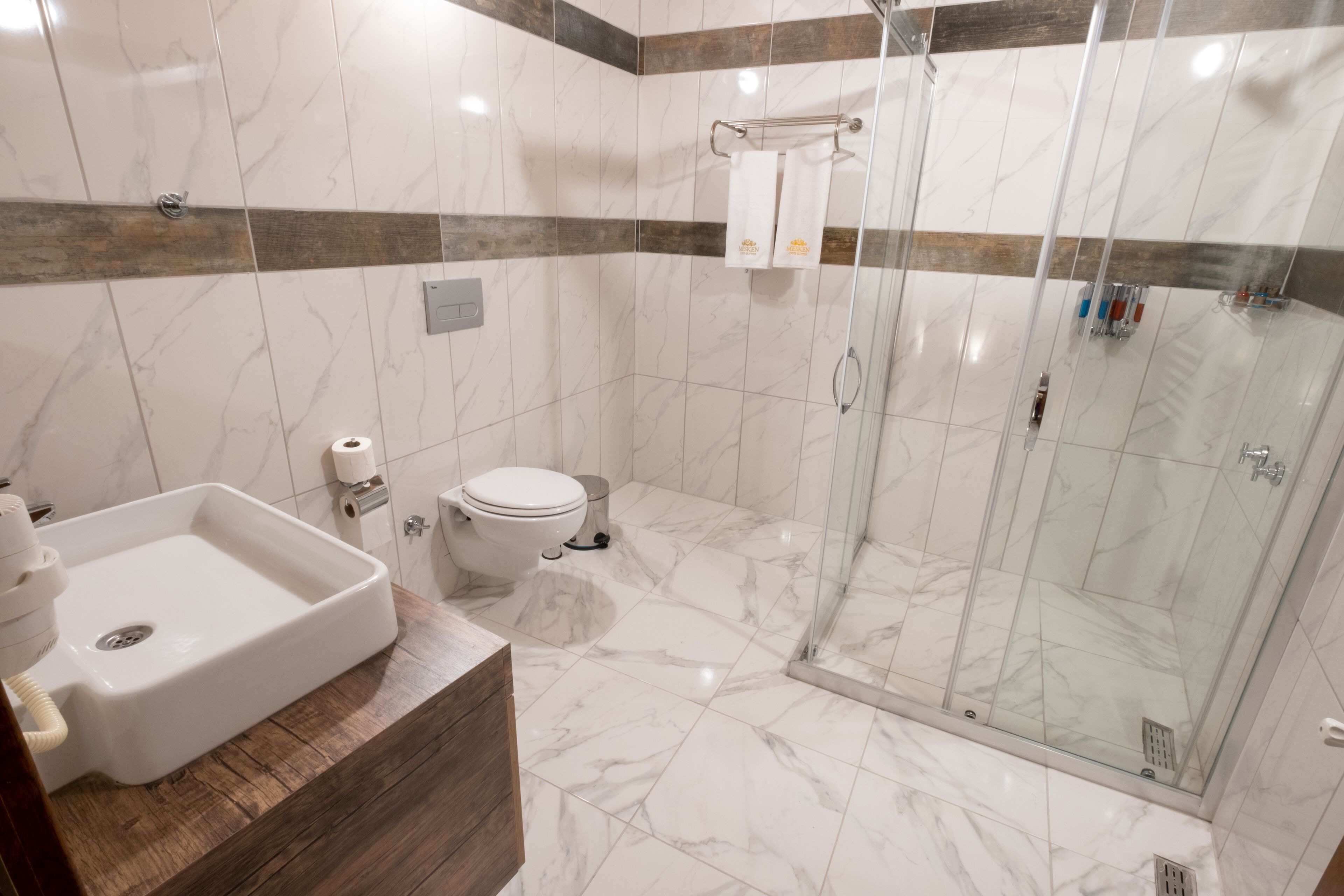 Mesken Cave Suites
