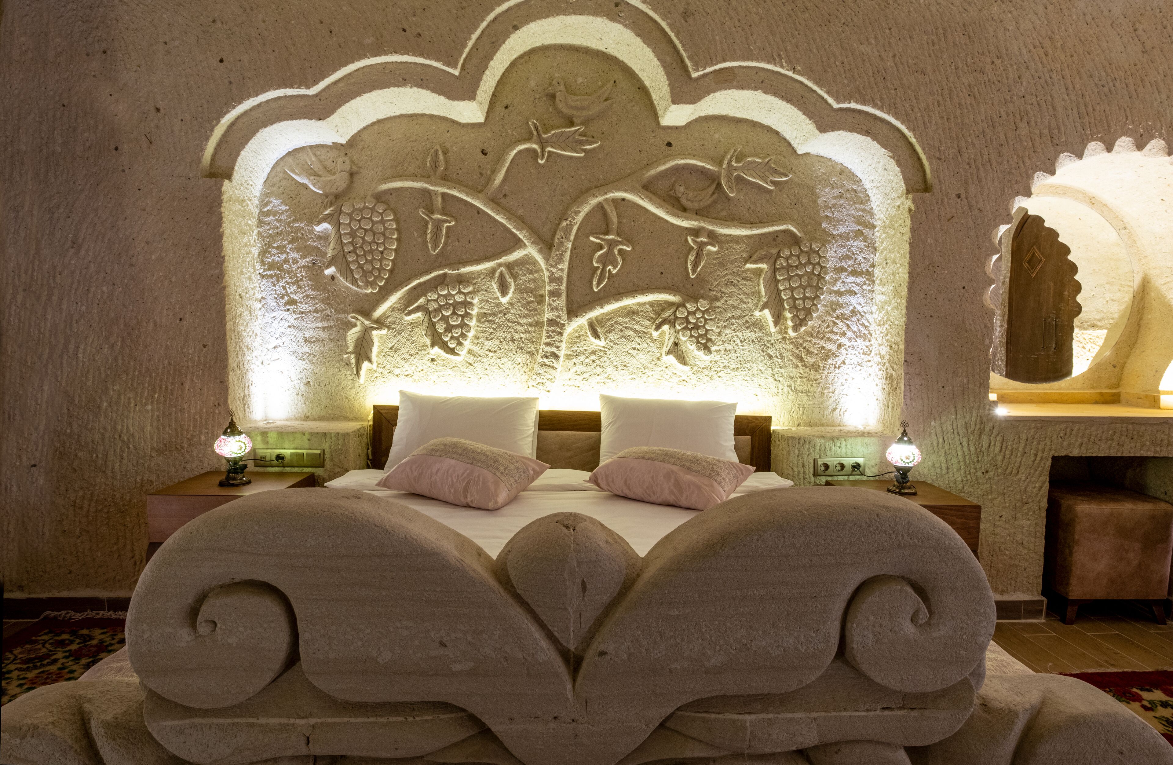 Mesken Cave Suites
