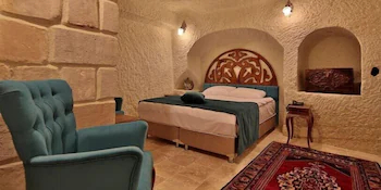 Miracle Cave Hotel