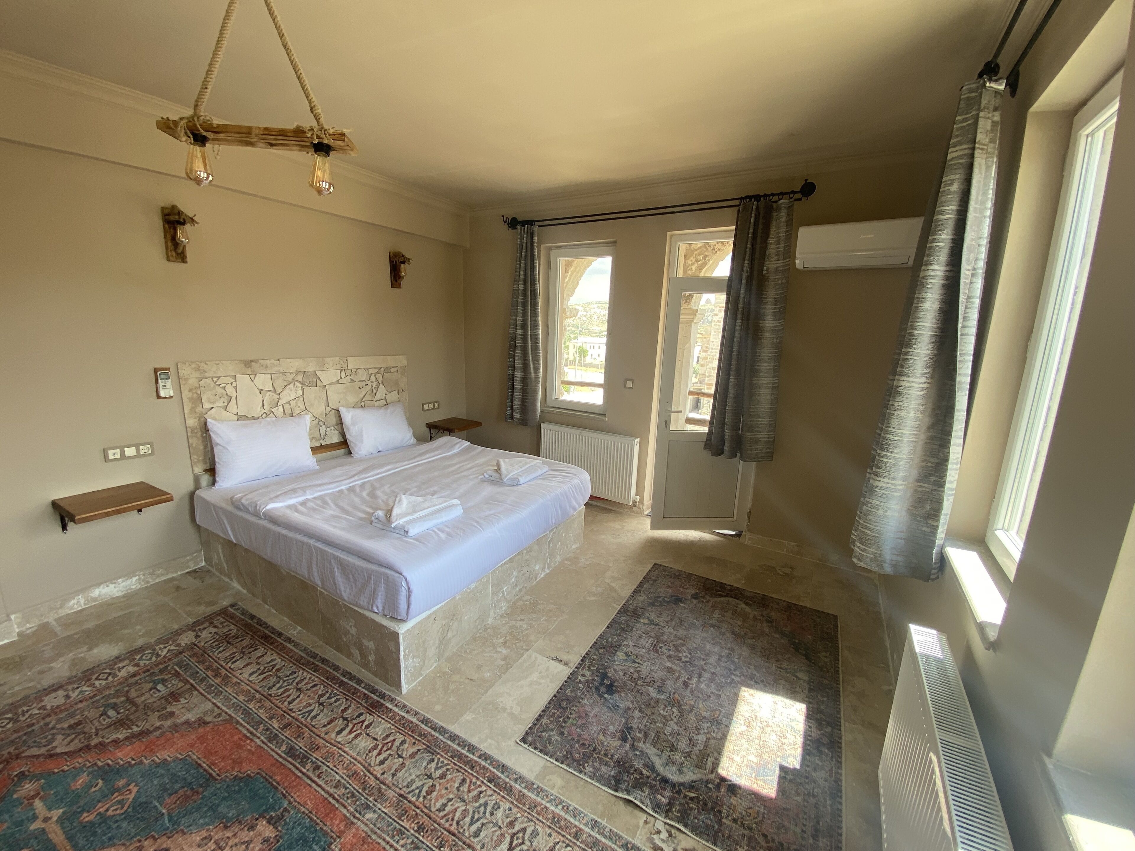 Ala Stone Hotel