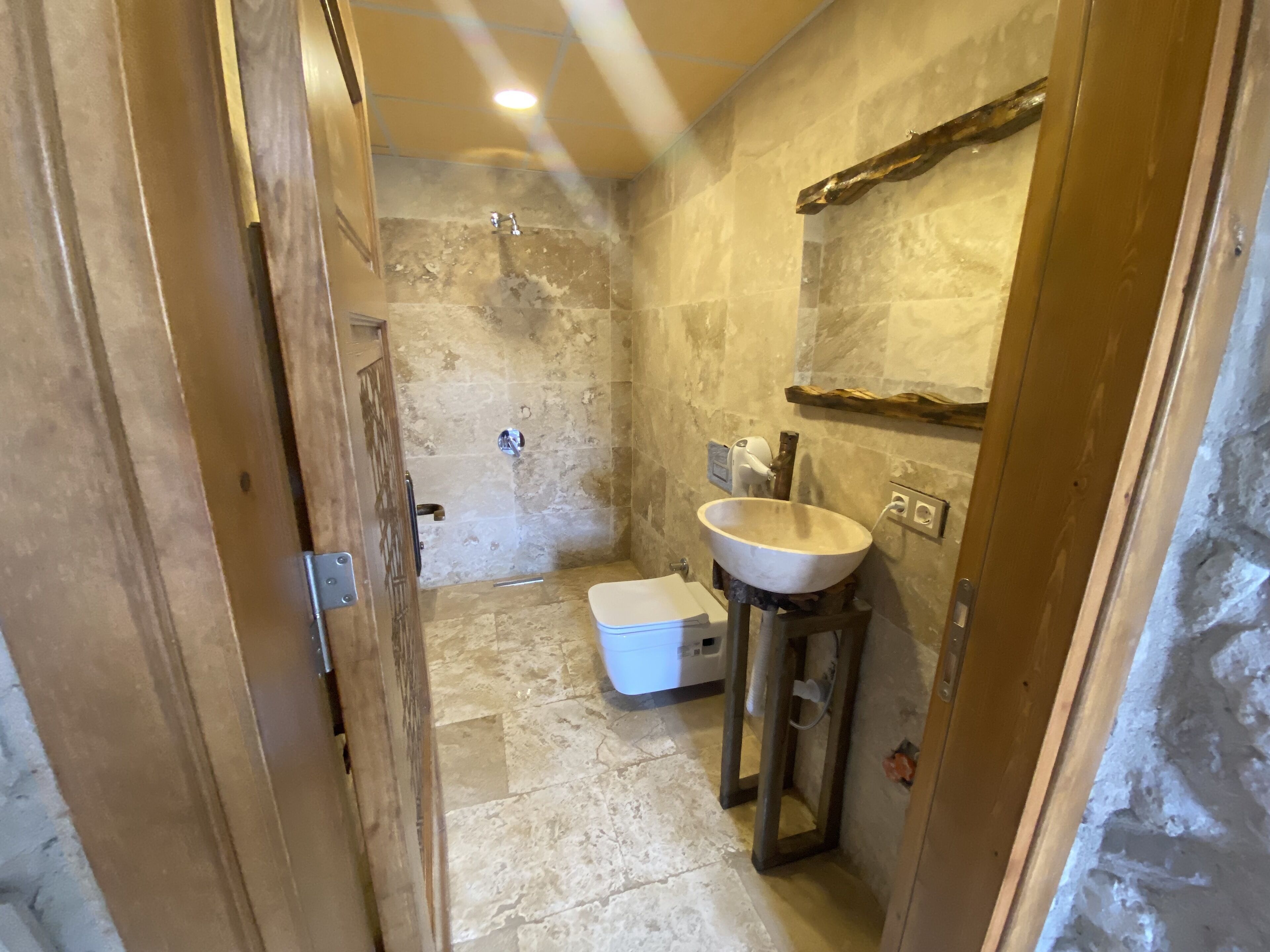 Ala Stone Hotel