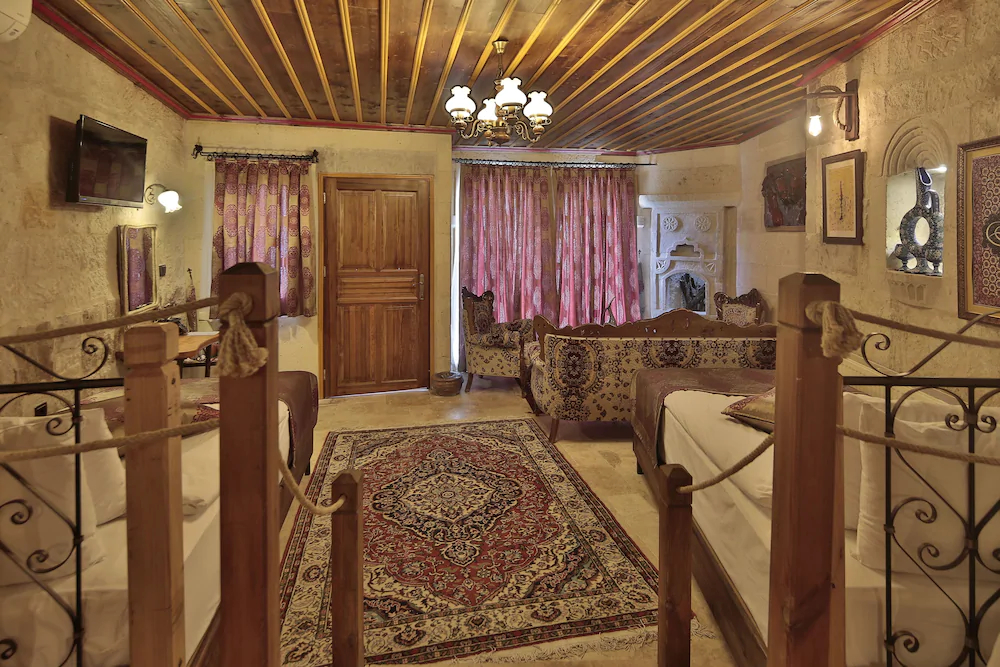 Aren Cave Hotel
