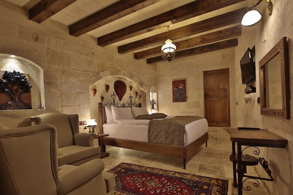 Aren Cave Hotel