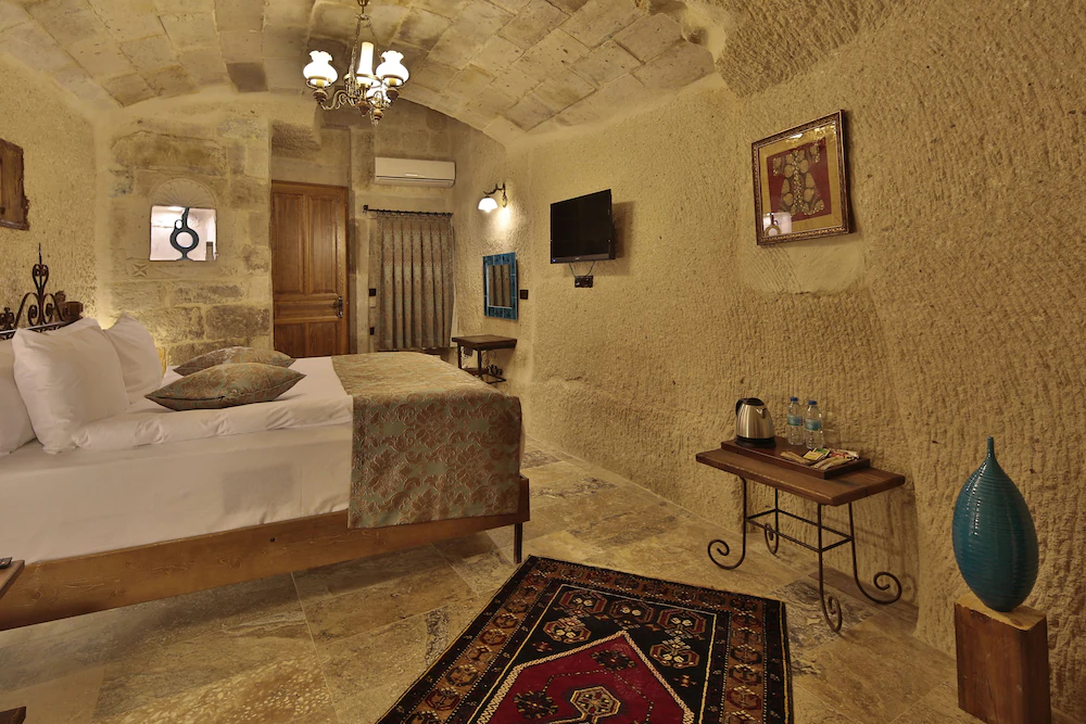 Aren Cave Hotel