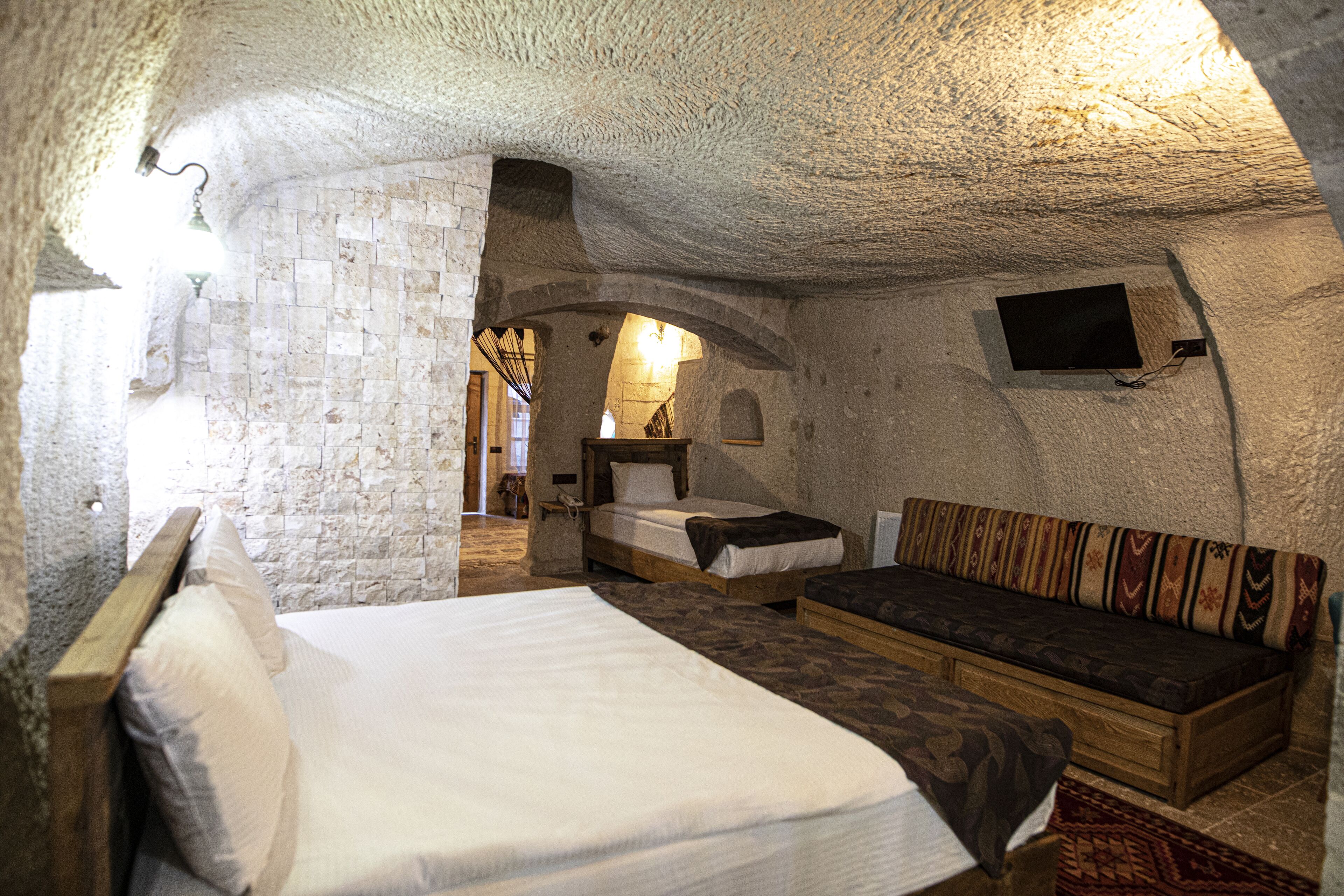 Avilla Cave Hotel