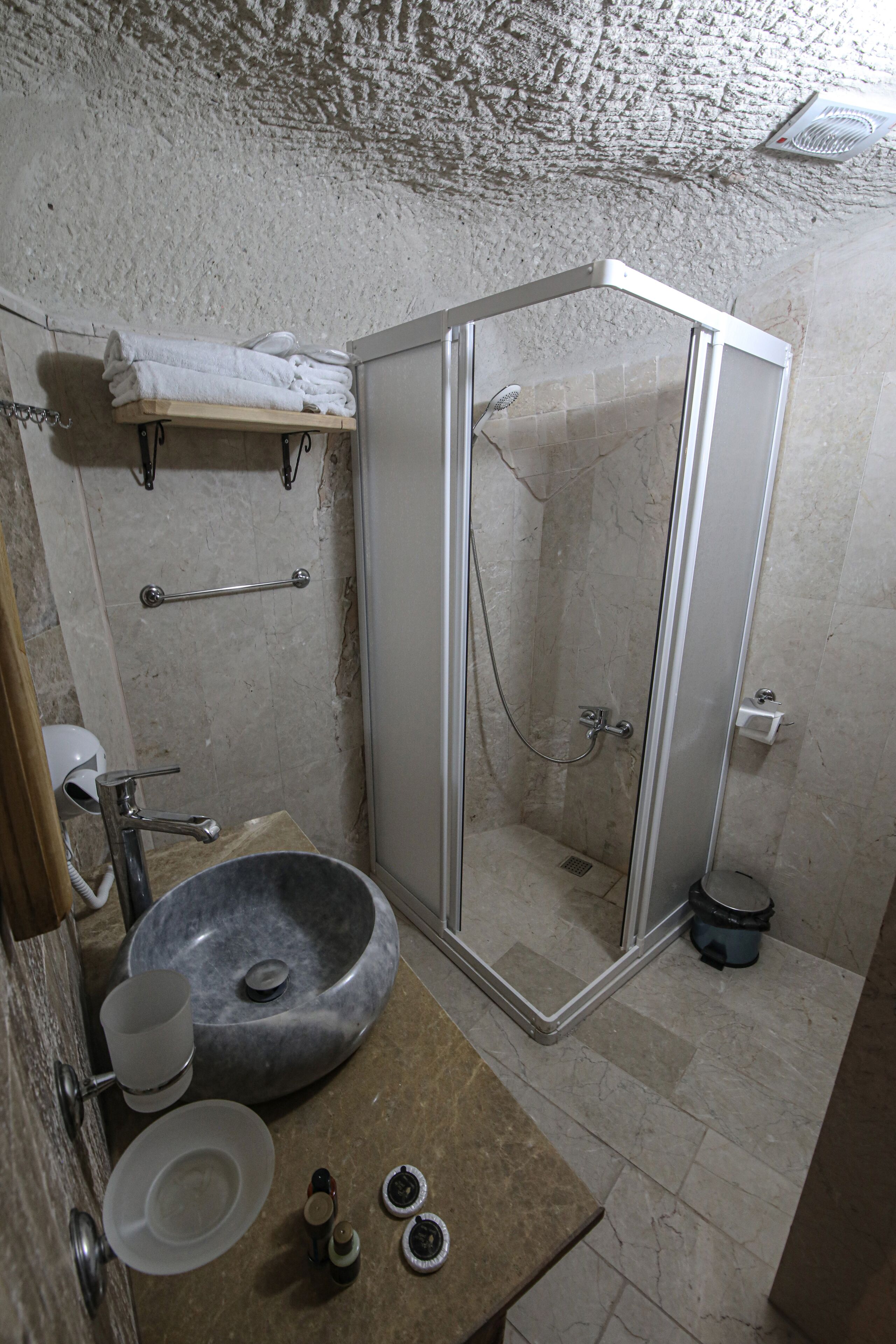Avilla Cave Hotel