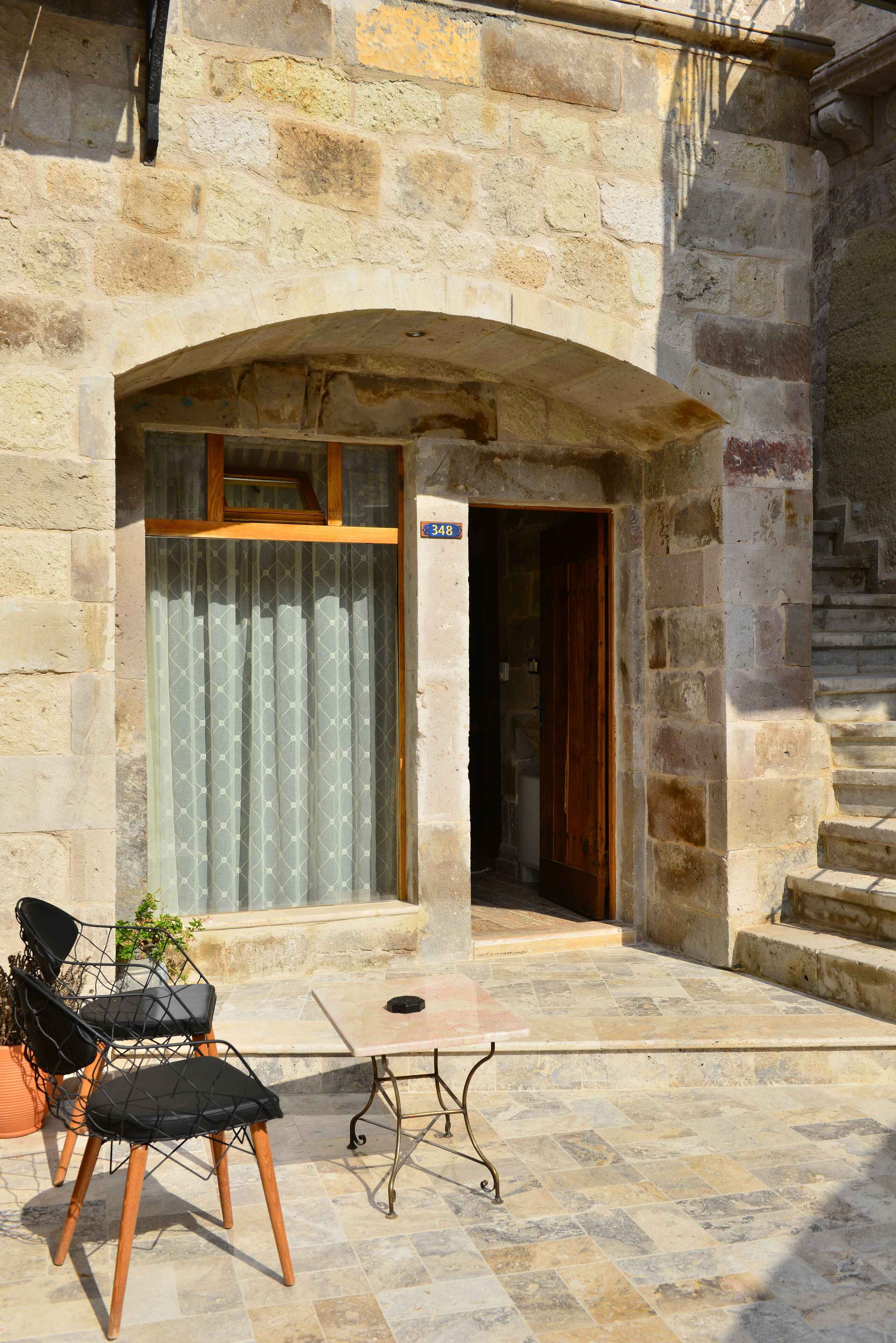 Aza Cave Hotel