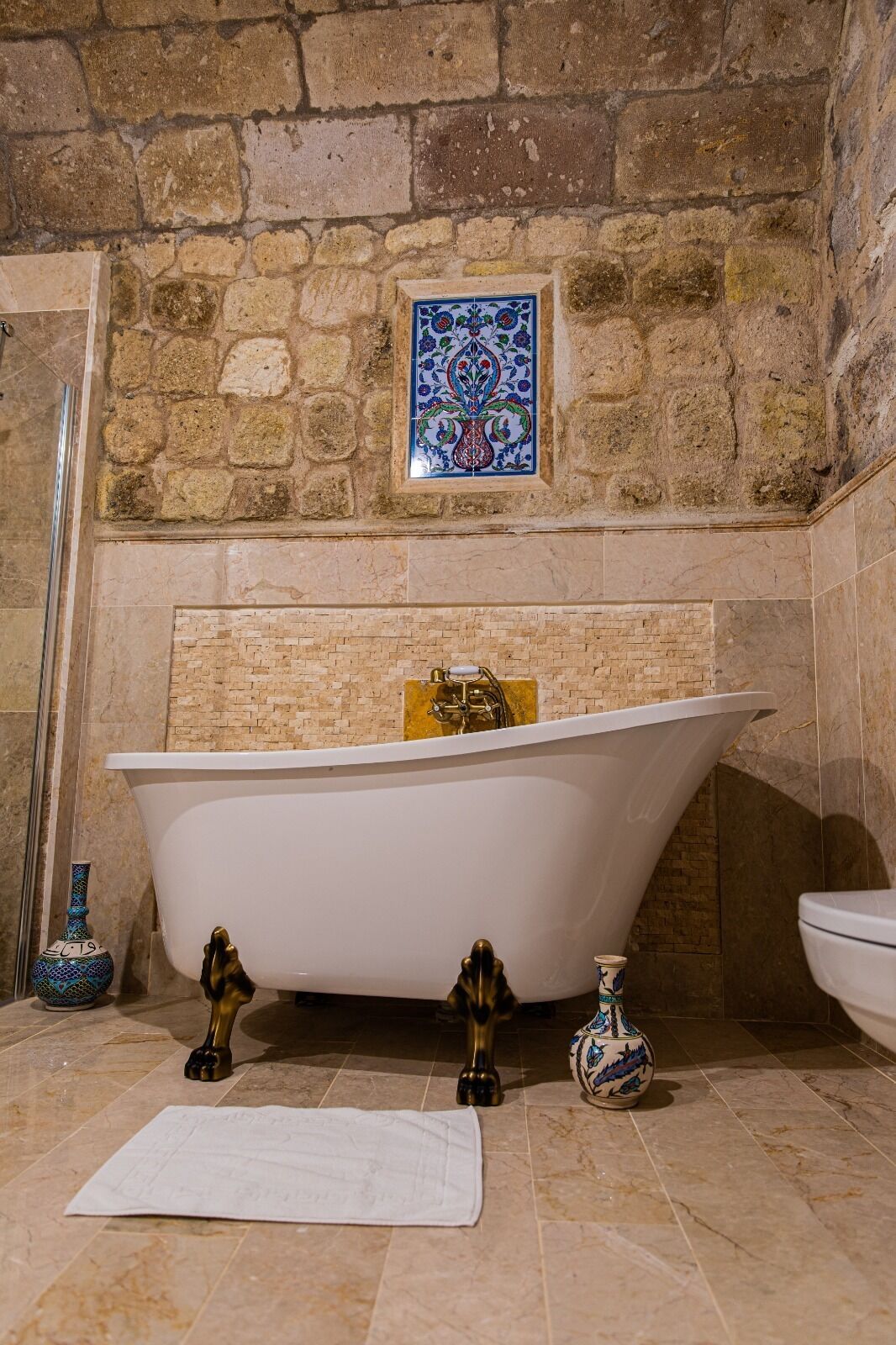 Aza Cave Hotel