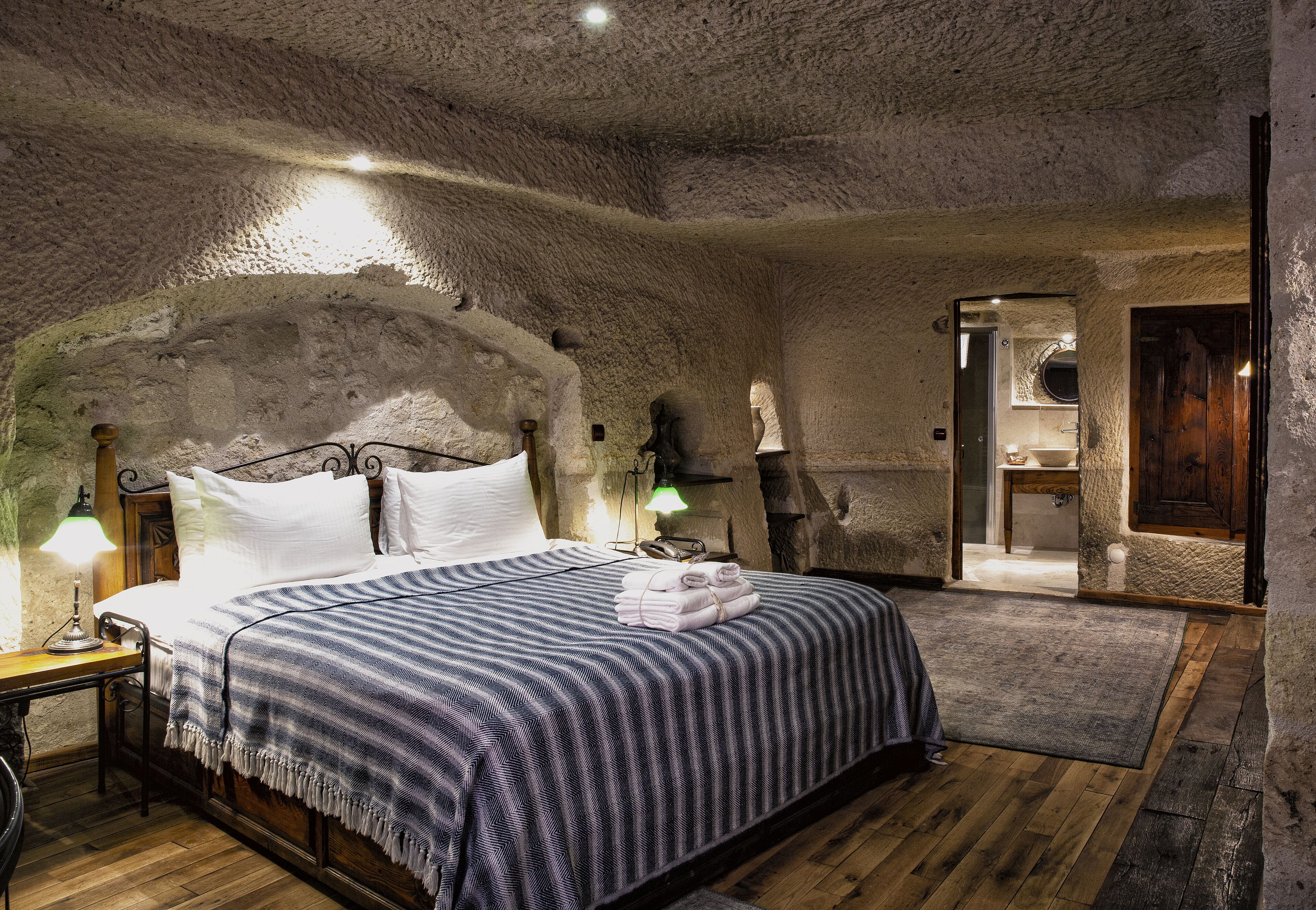 Aza Cave Hotel