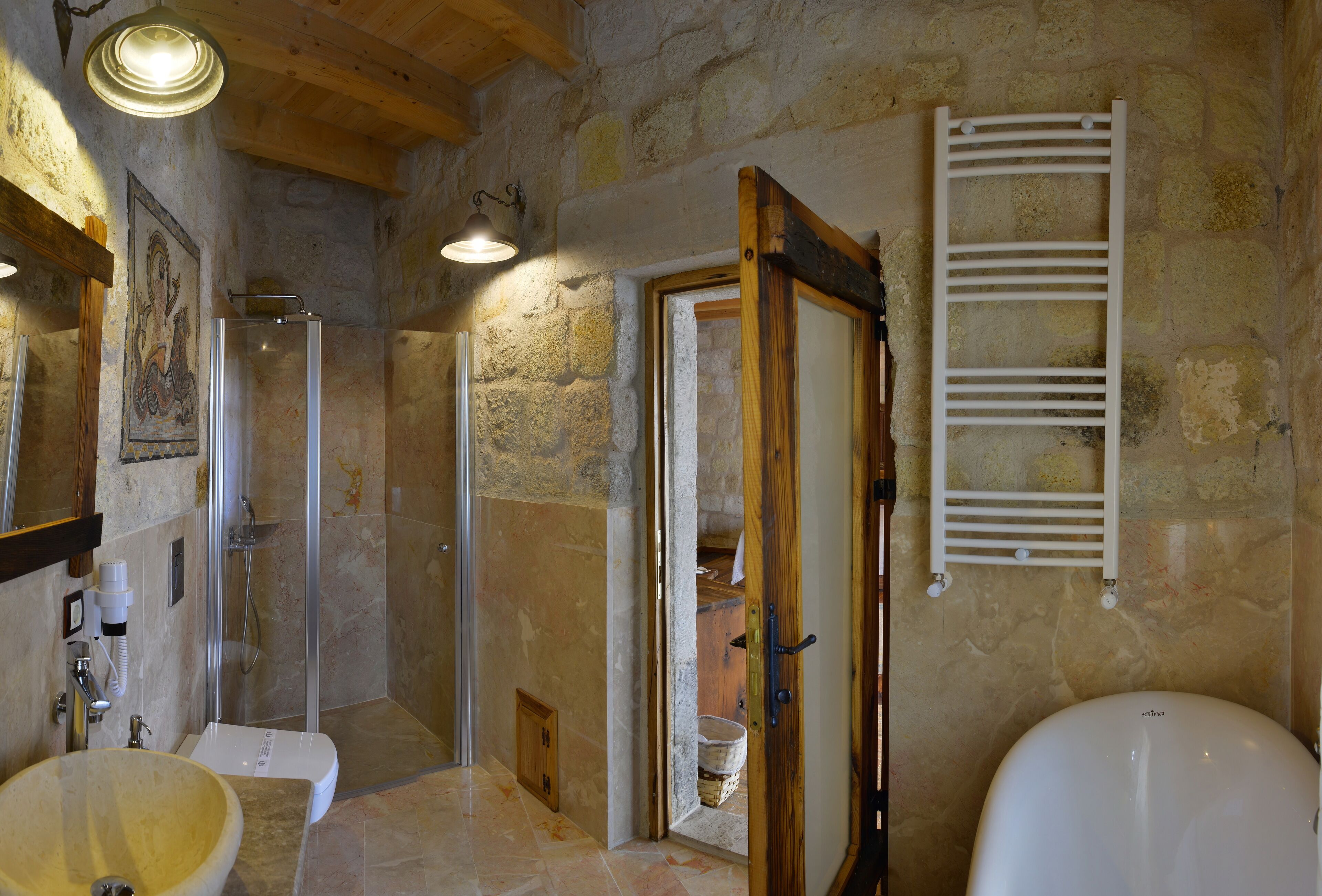 Aza Cave Hotel