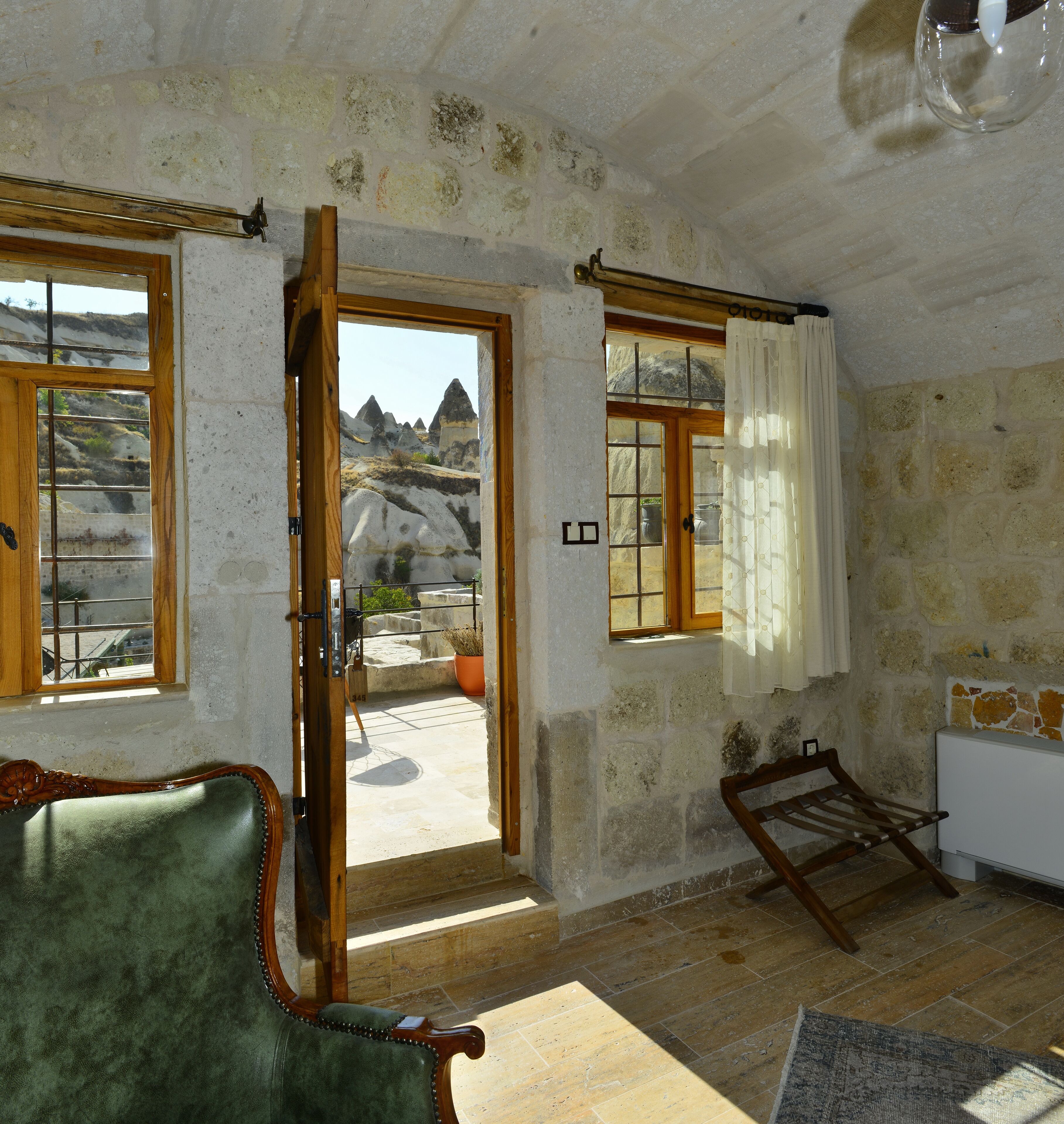 Aza Cave Hotel