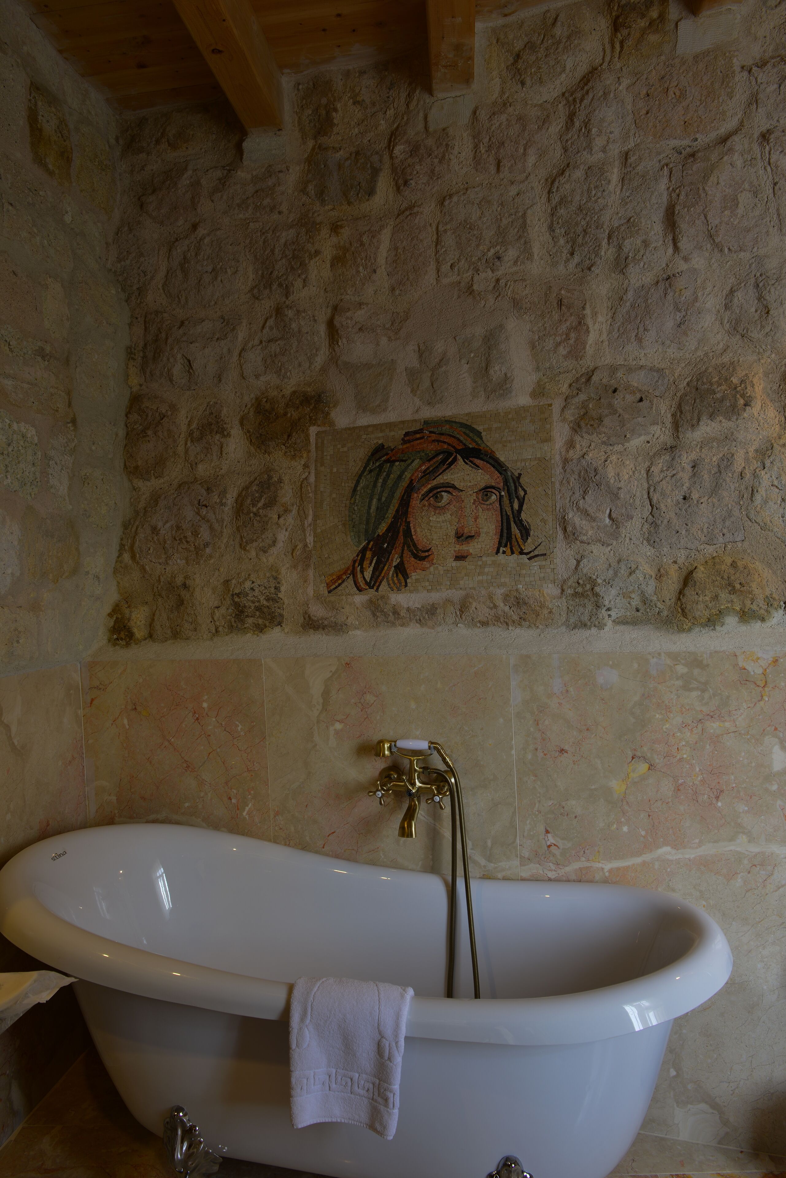 Aza Cave Hotel