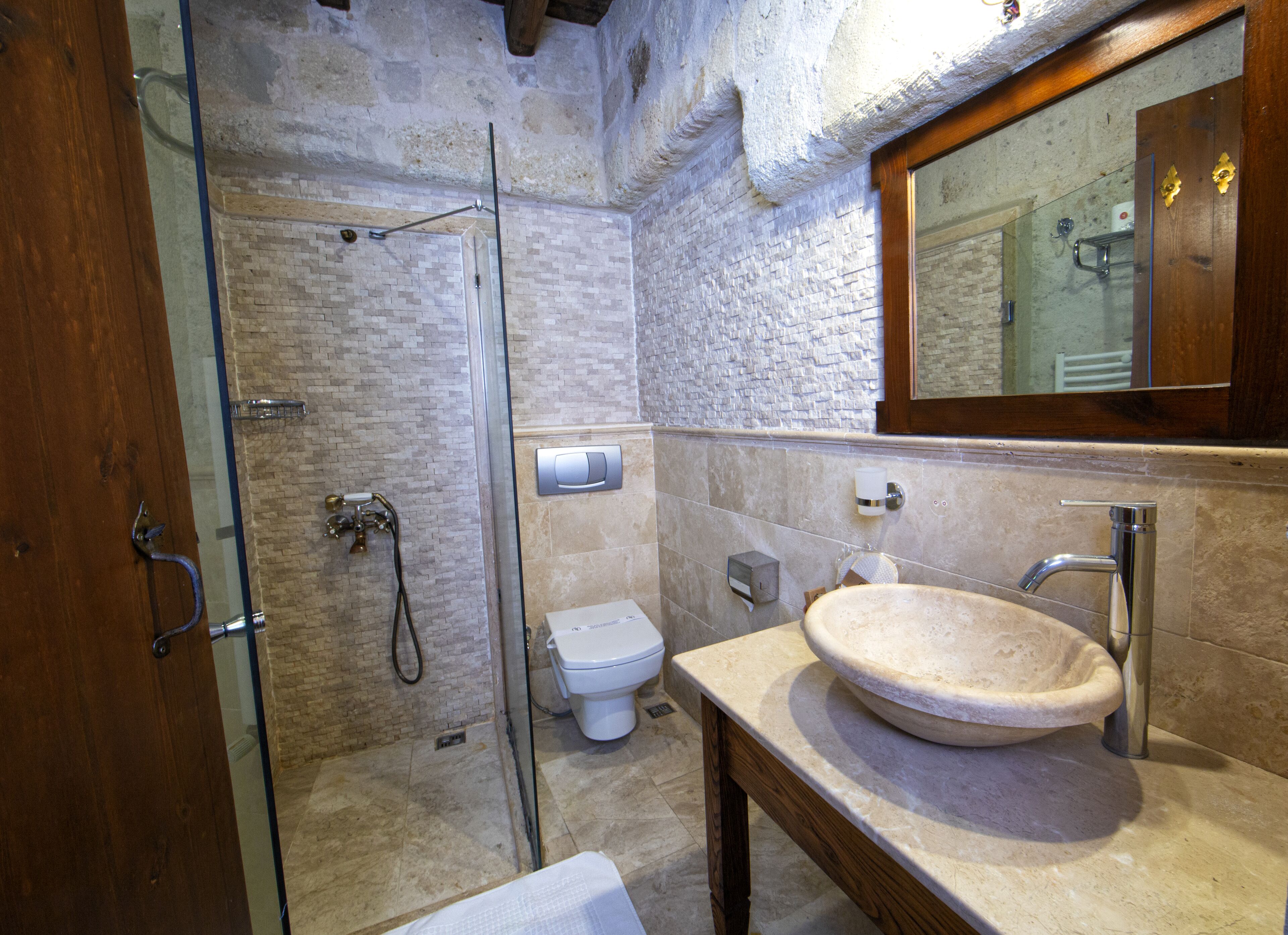 Aza Cave Hotel