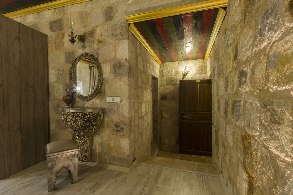 Bedrock Cave Hotel