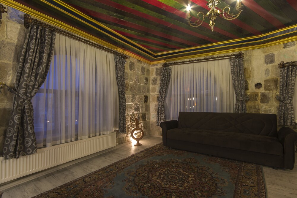 Bedrock Cave Hotel