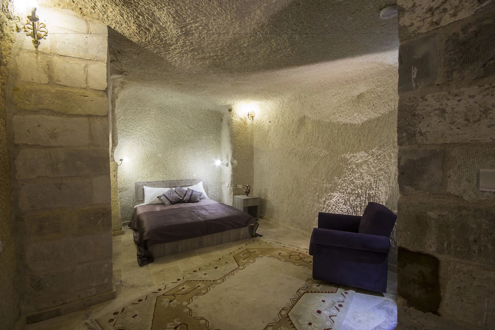 Bedrock Cave Hotel
