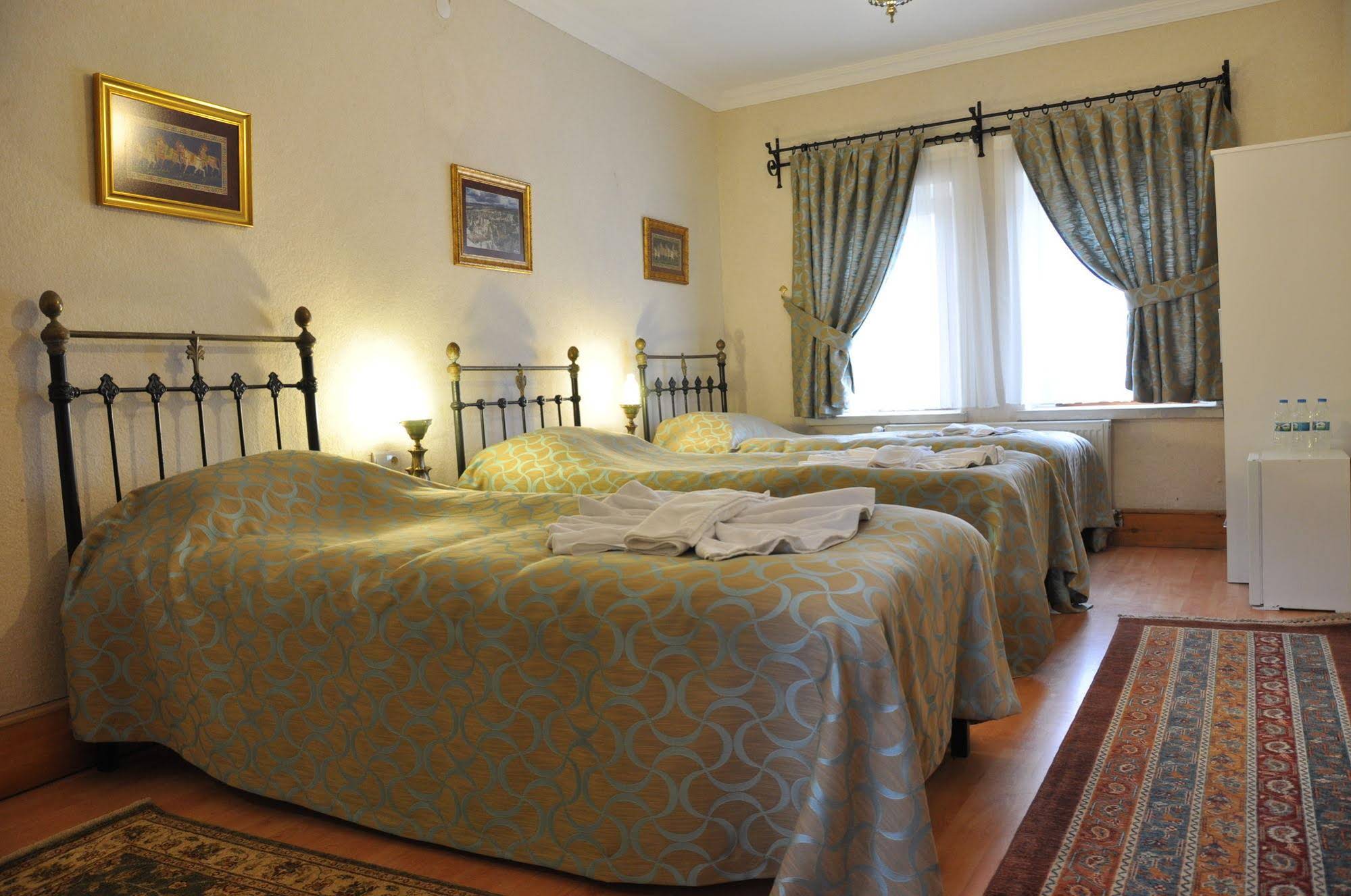 Nomads Cave Hotel & Rooftop