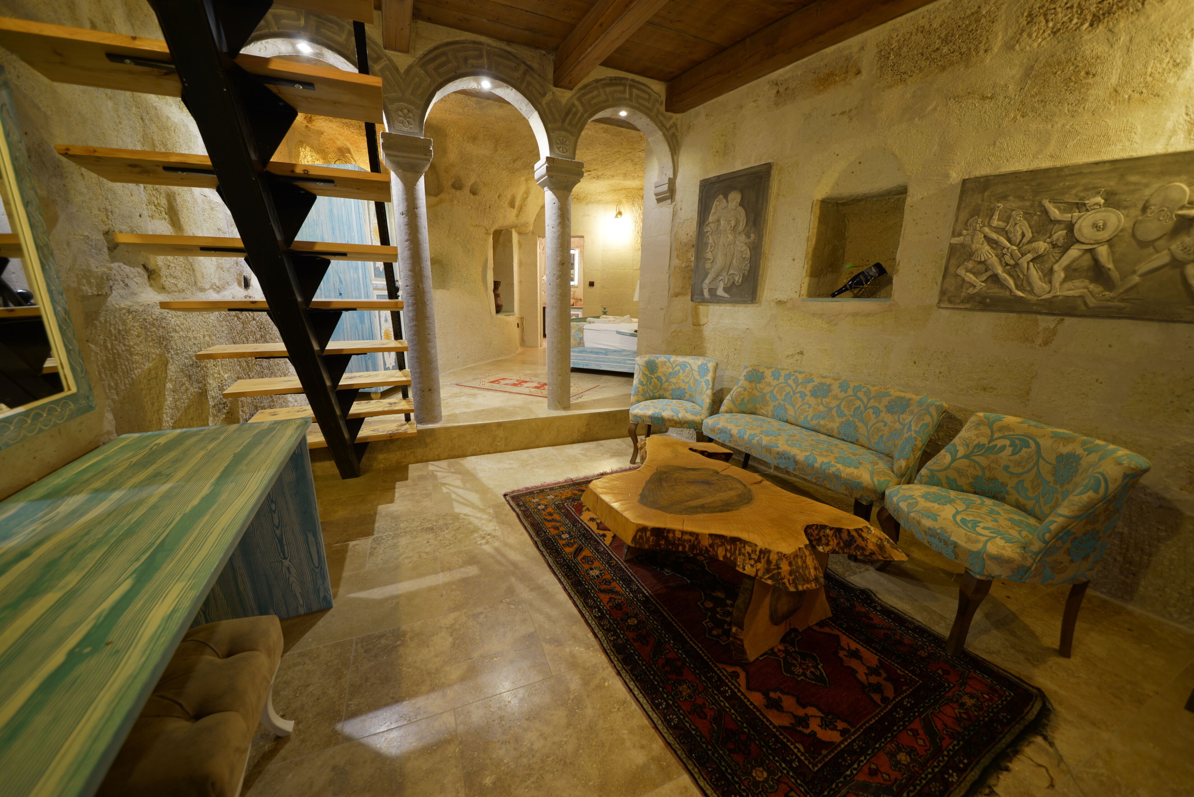 Caftan Cave Suites