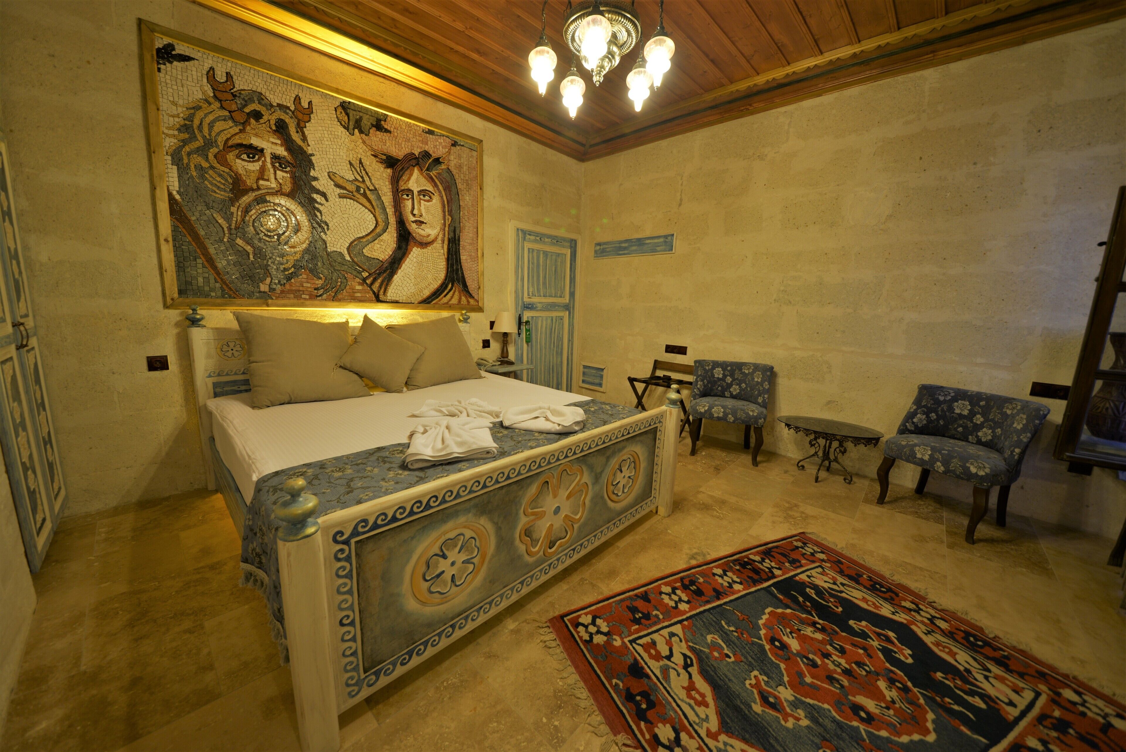 Caftan Cave Suites