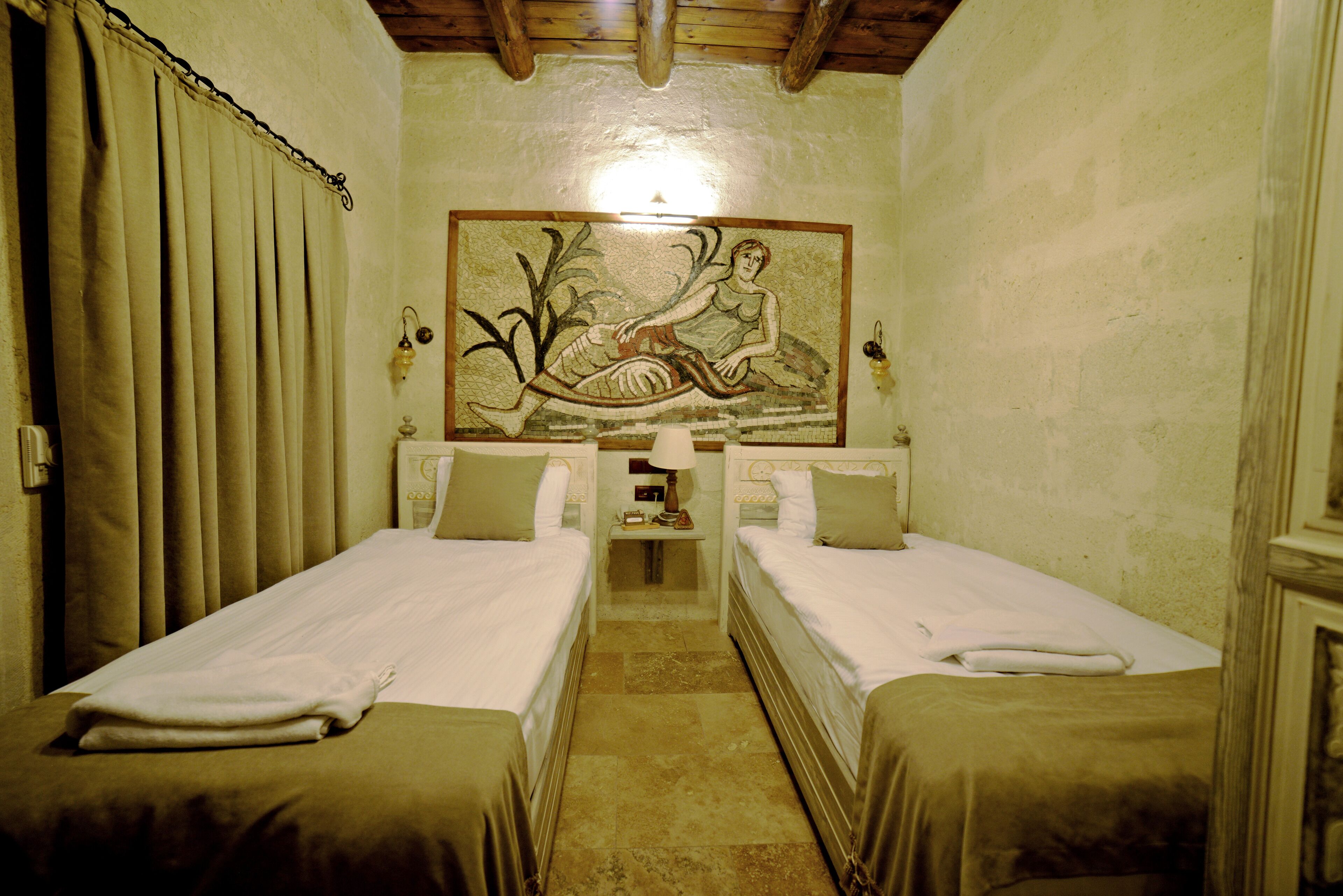 Caftan Cave Suites
