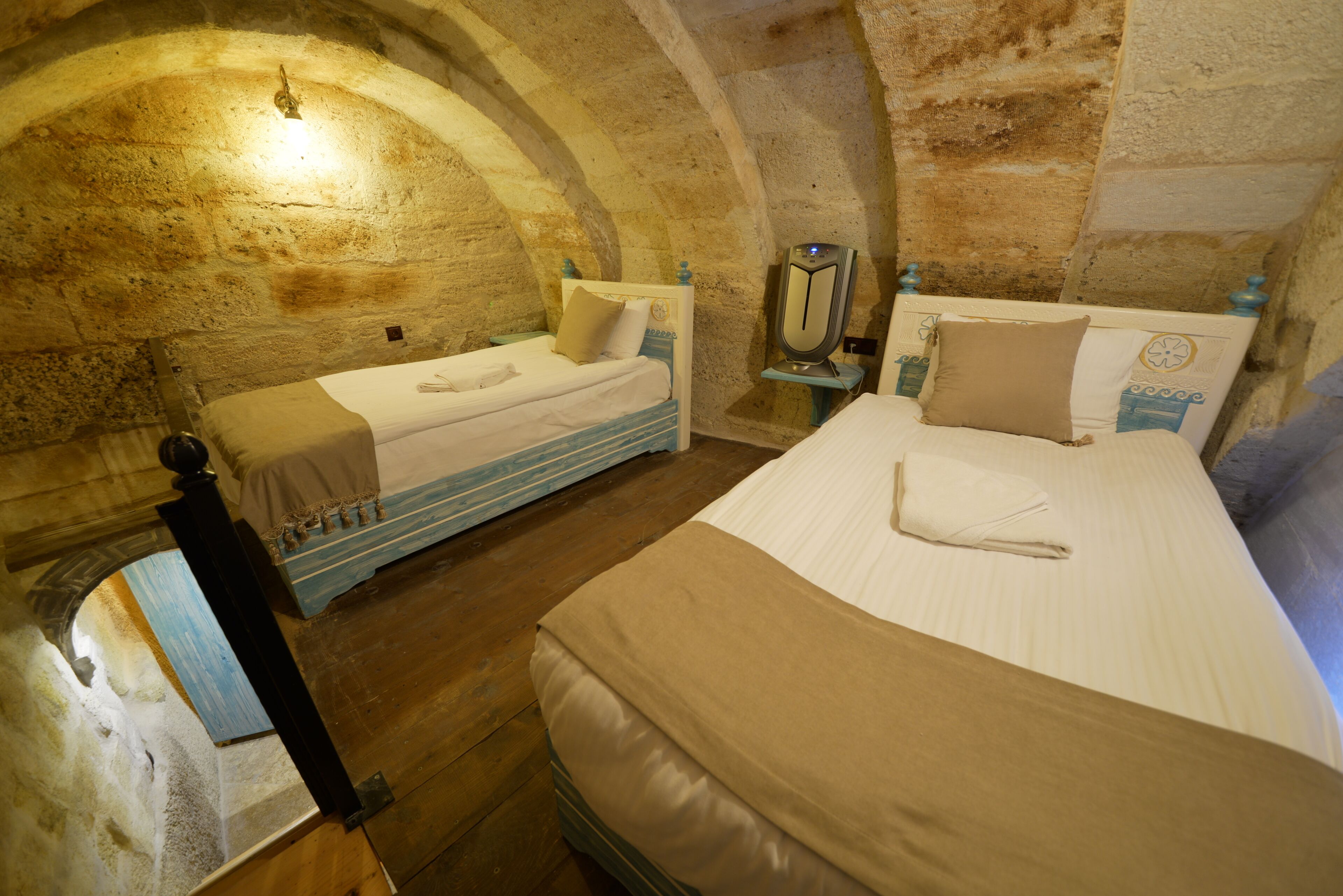 Caftan Cave Suites