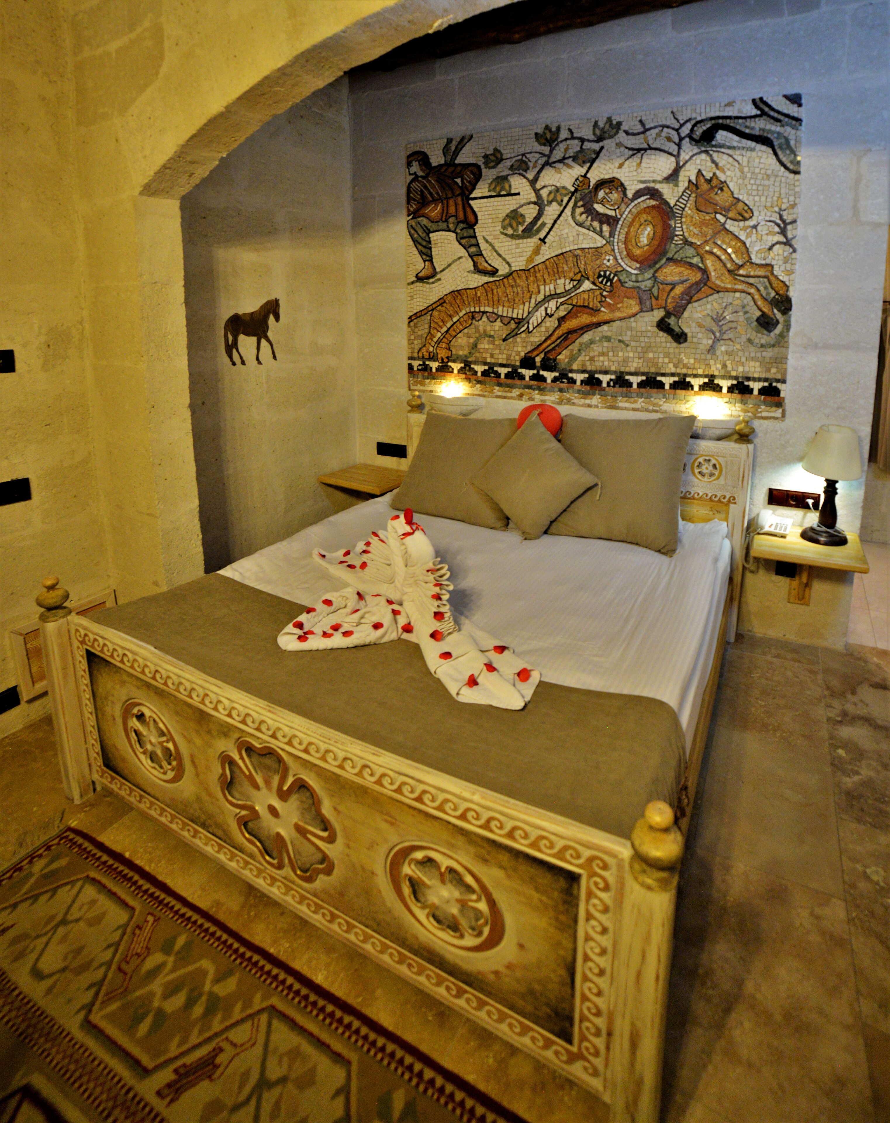 Caftan Cave Suites