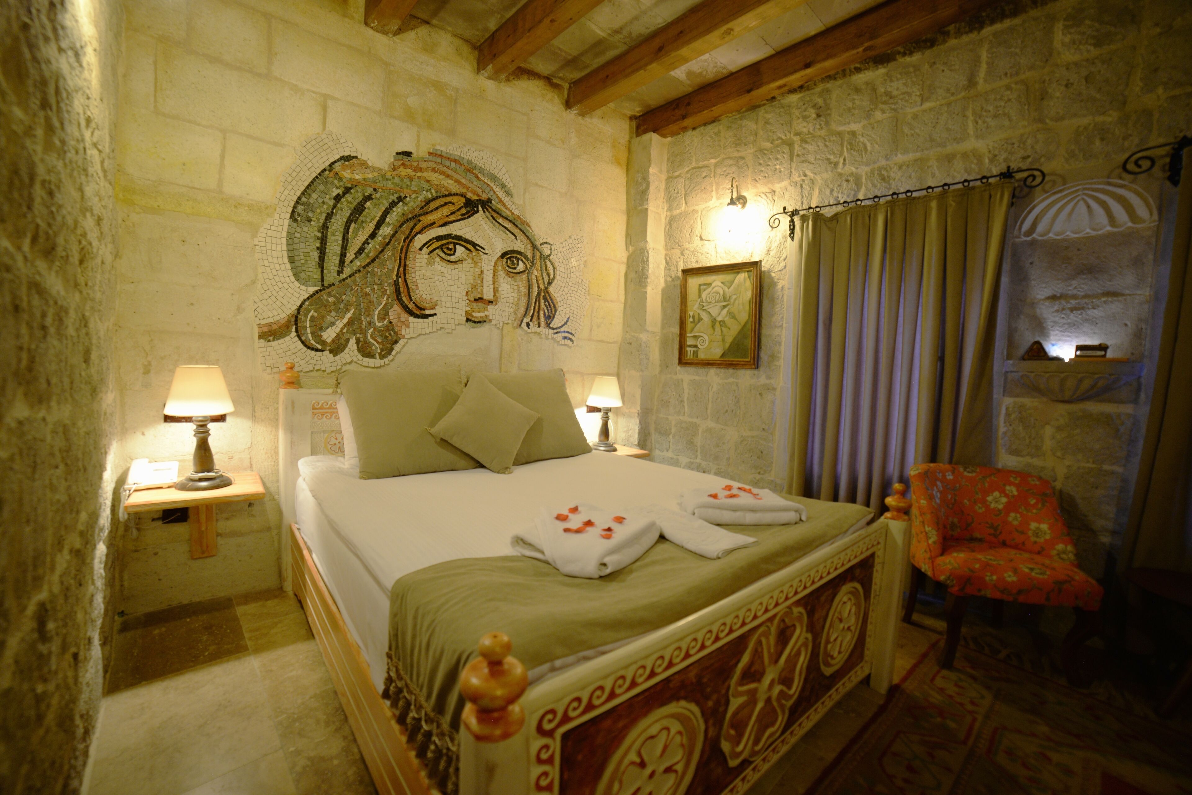 Caftan Cave Suites