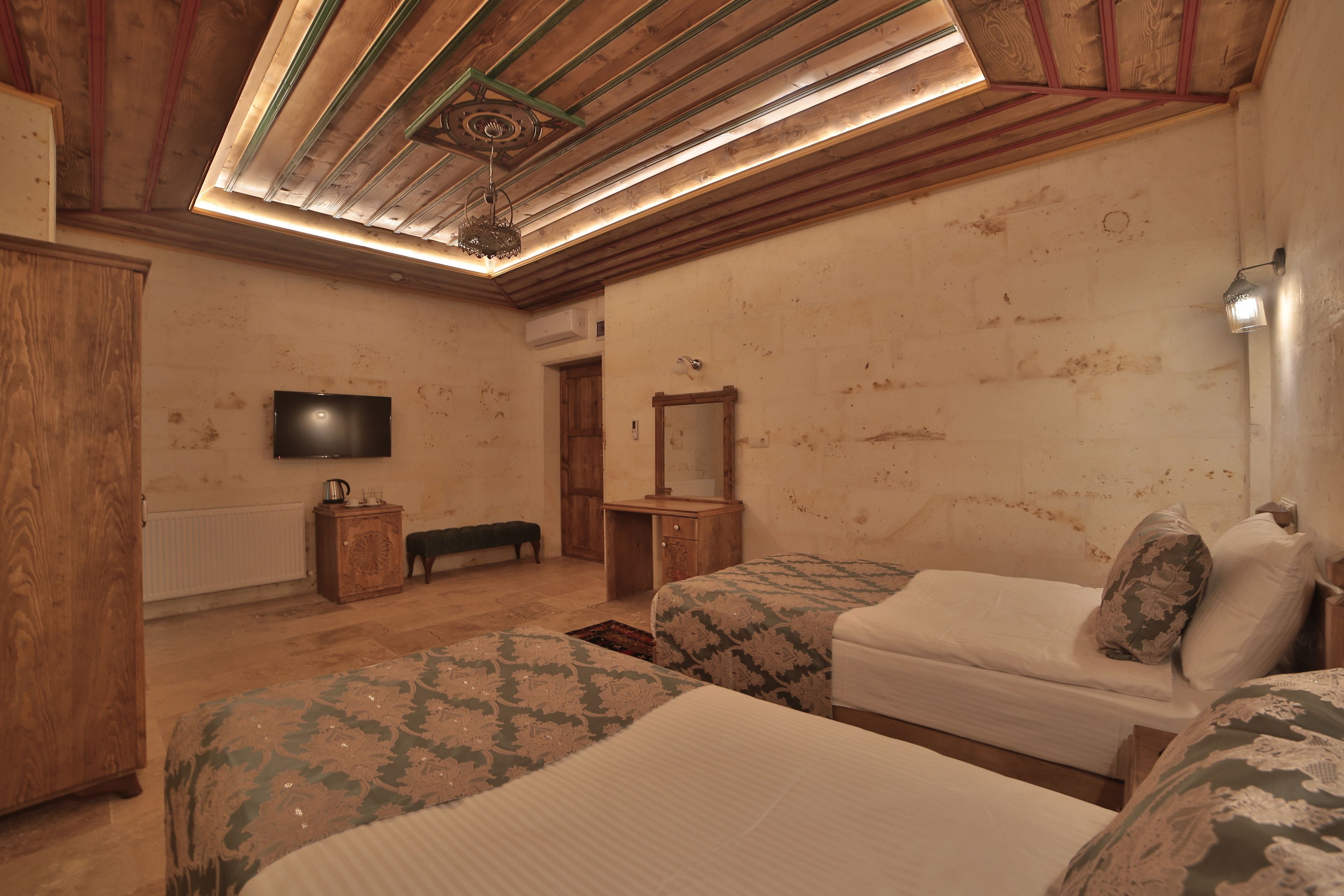 CakIltasI Evi Hotel