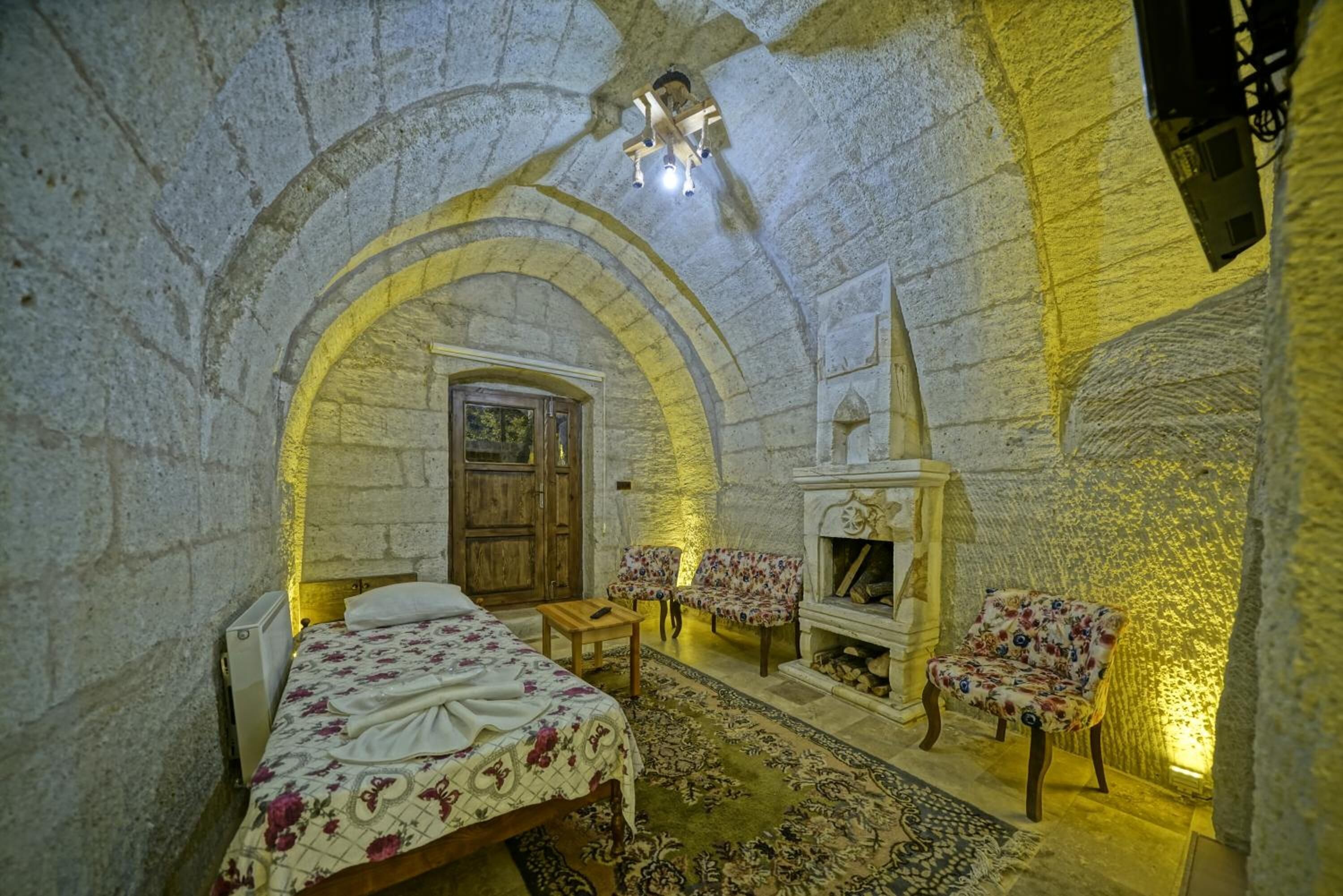 Cappa Cave Hostel