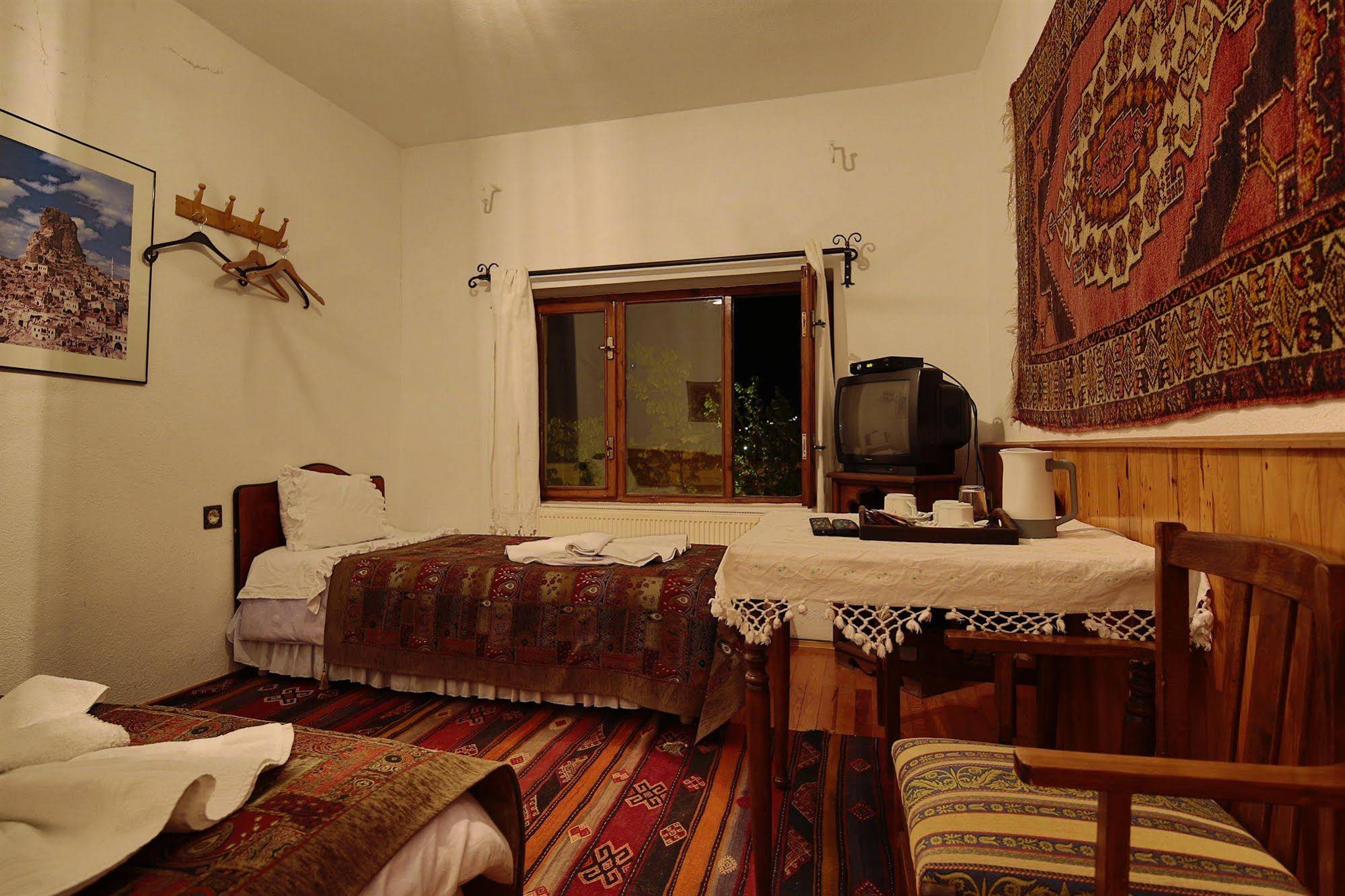 Cave Hotel Saksagan